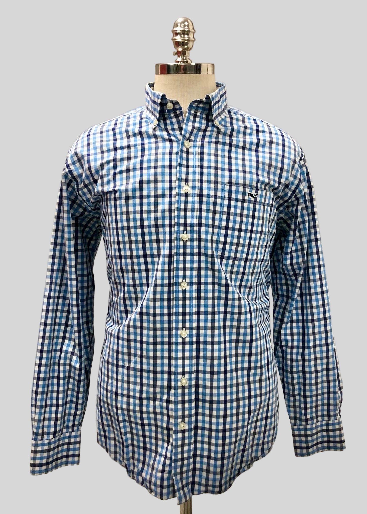 Camisa de botones Vineyard Vines 🐳 color blanco de cuadros en color gris y azul Talla L Entalle Regular