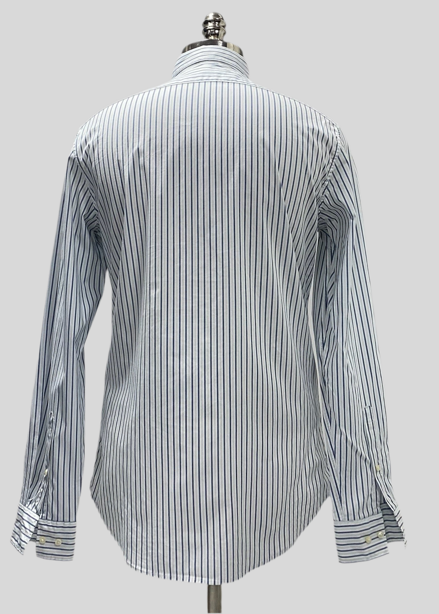 Camisa de botones Michael Kors 🇺🇸 color blanco con rayas en azul oscuro Talla M Entalle Slim Fit