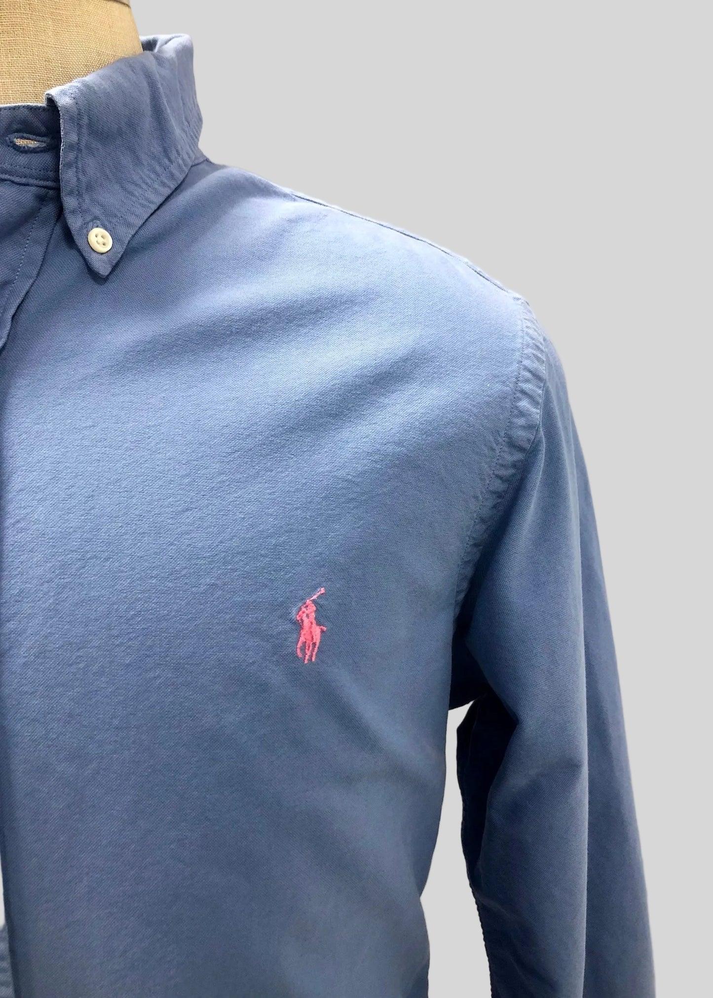 Camisa de botones Polo Ralph Lauren 🏇🏼 Oxford en color azul grisáceo Talla L Entalle Slim Fit (ver descripción)