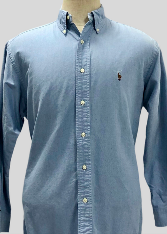 Camisa de botones Polo Ralph Lauren 🏇🏼 Oxford en color celeste Talla M Entalle regular (ver descripción)
