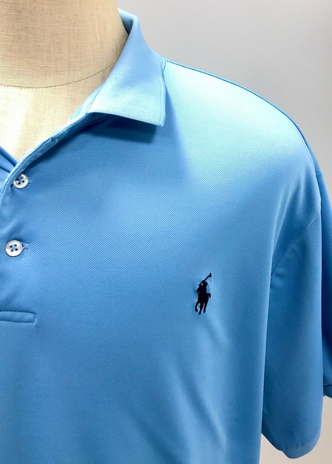 Camiseta Polo Ralph Lauren 🏇🏼 Tela performance color celeste Talla XXL Entalle Regular