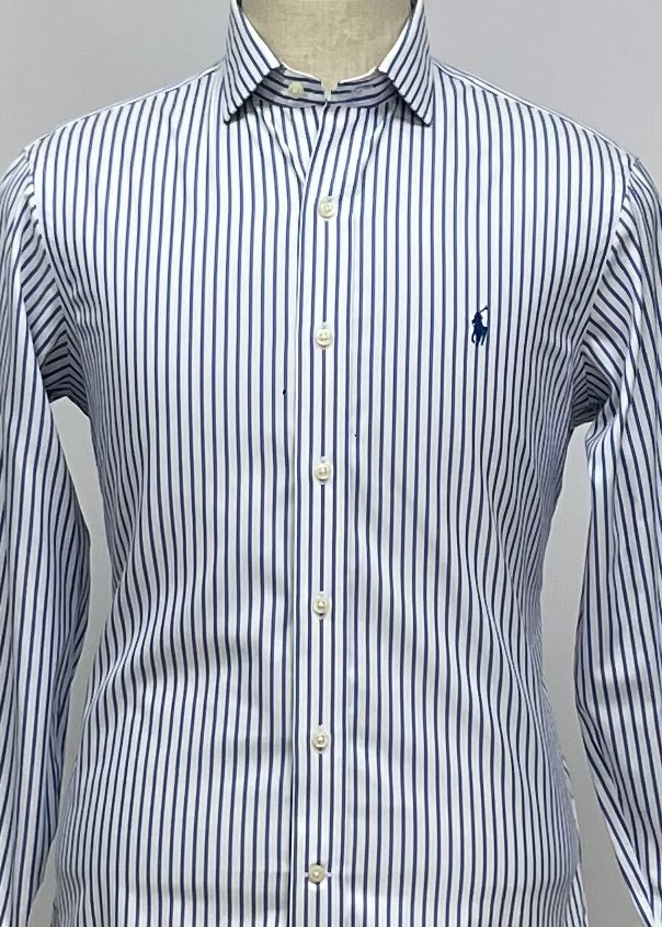 Camisa de botones Polo Ralph Lauren 🏇🏼 color blanco con rayas en color azul Talla M entalle clásico