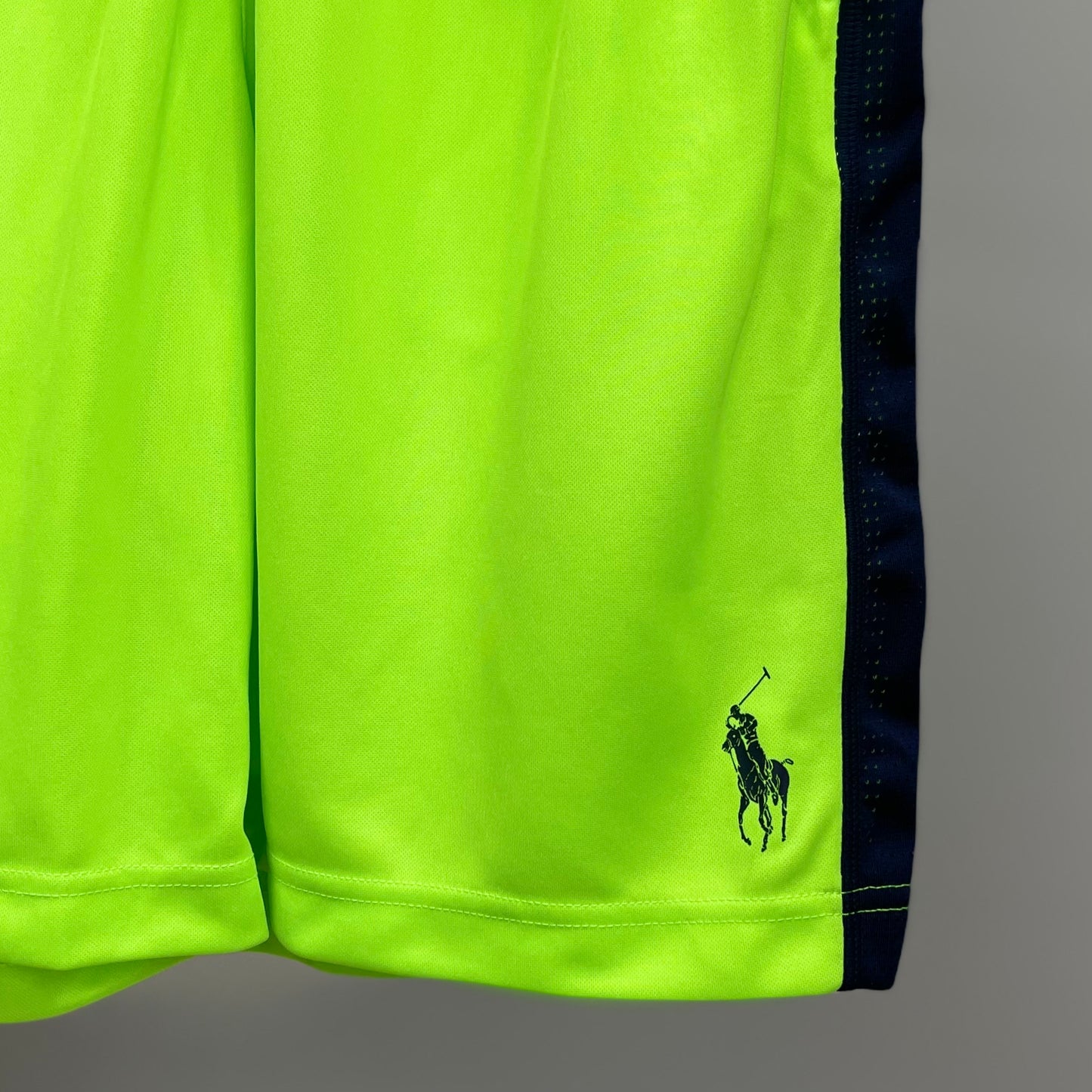 Short Deportivo Polo Ralph Lauren 🏇 Tela performance color verde neón talla M