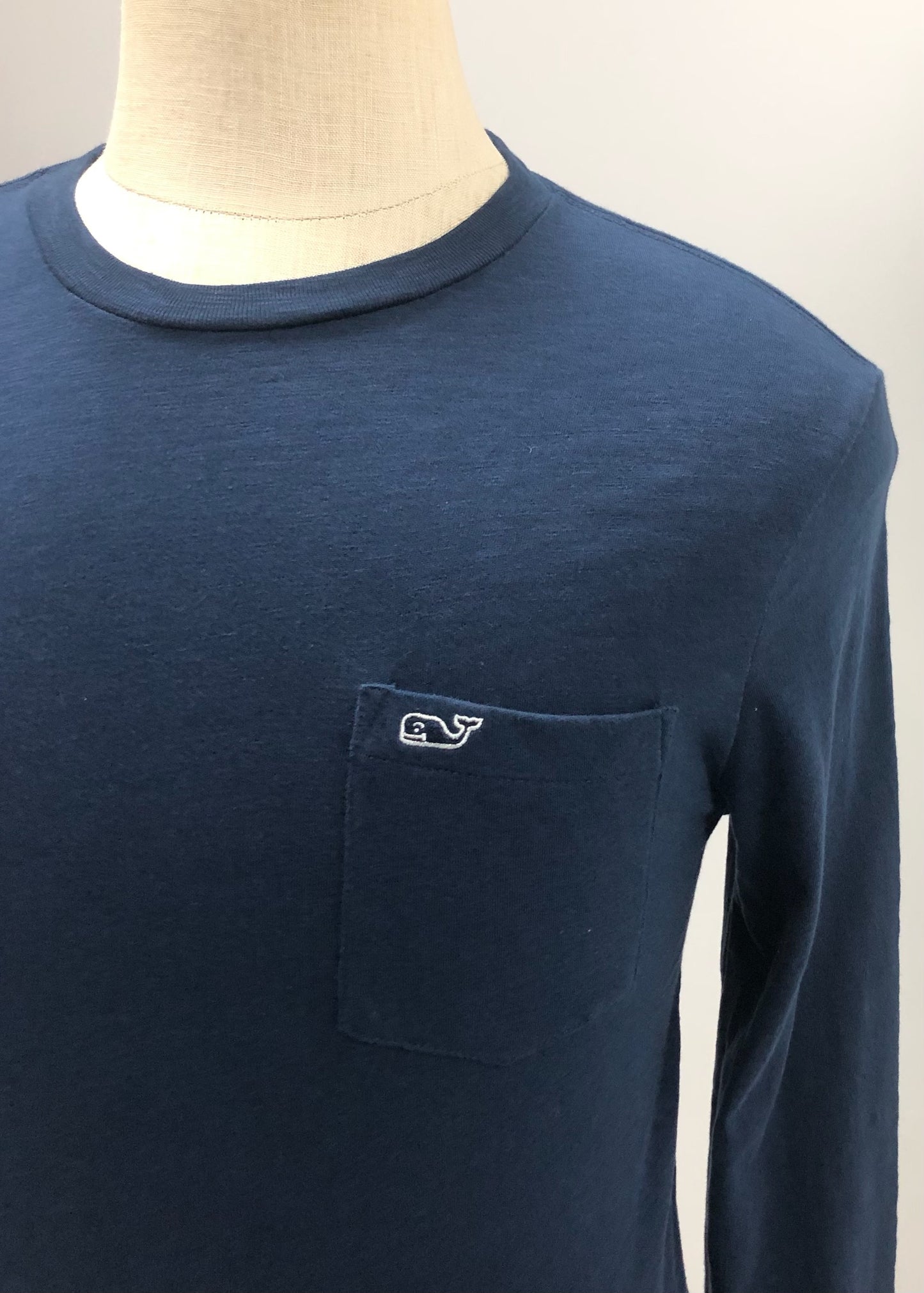 Camiseta cuello redondo Vineyard Vines 🐳 color azul navy manga larga Talla S