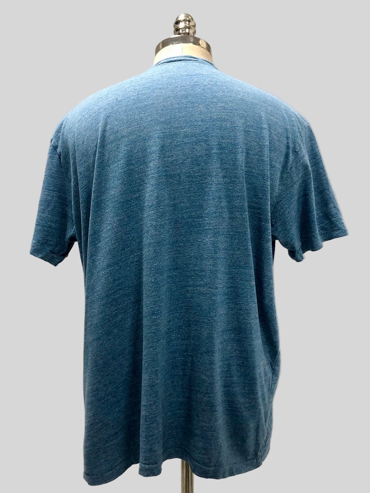 Camiseta cuello redondo Polo Ralph Lauren 🏇🏼 color celeste grisáceo Talla Large