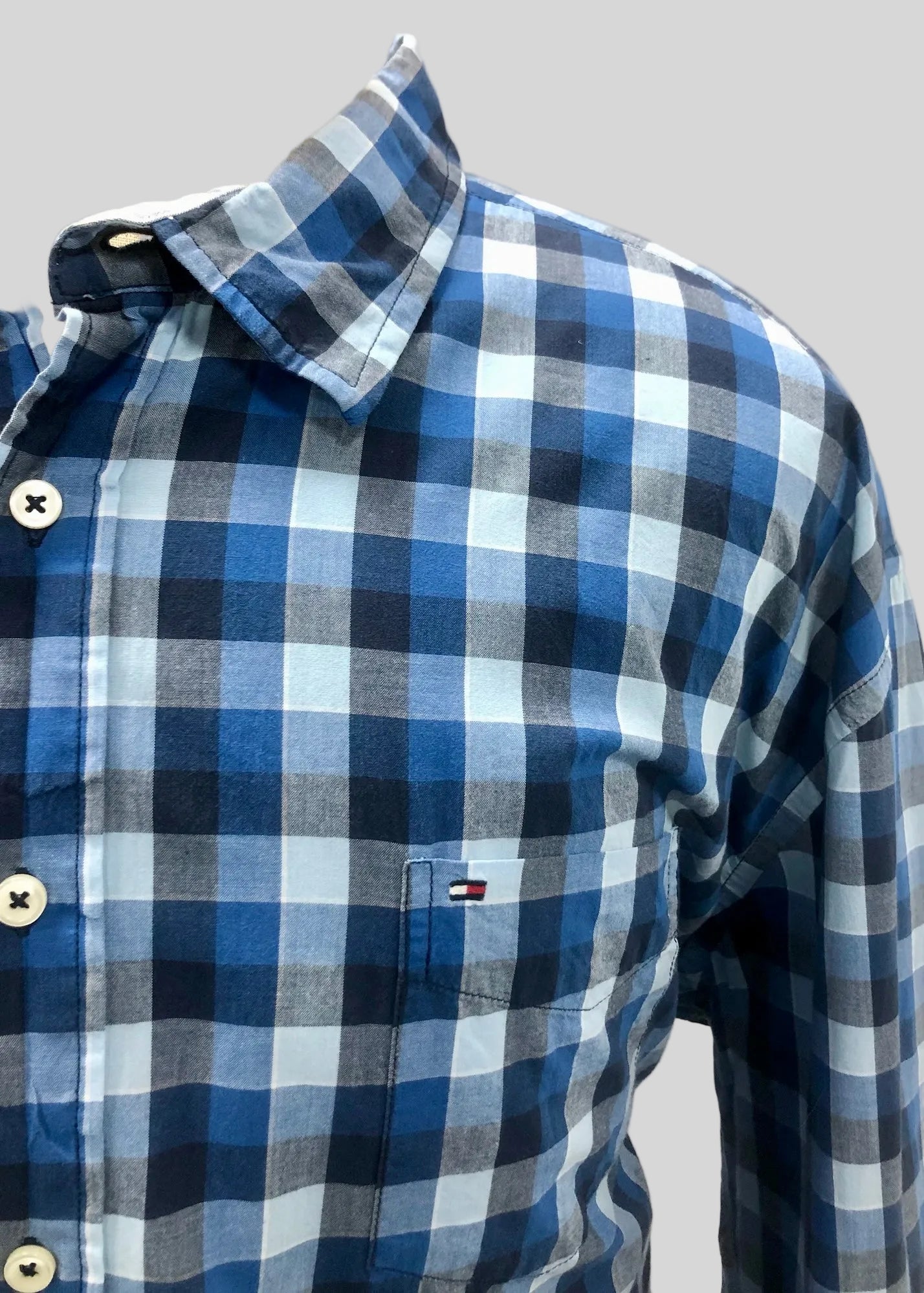 Camisa de botones Tommy Hilfiger 🇺🇸 de cuadros en azul y celeste Talla XXL Entalle Regular