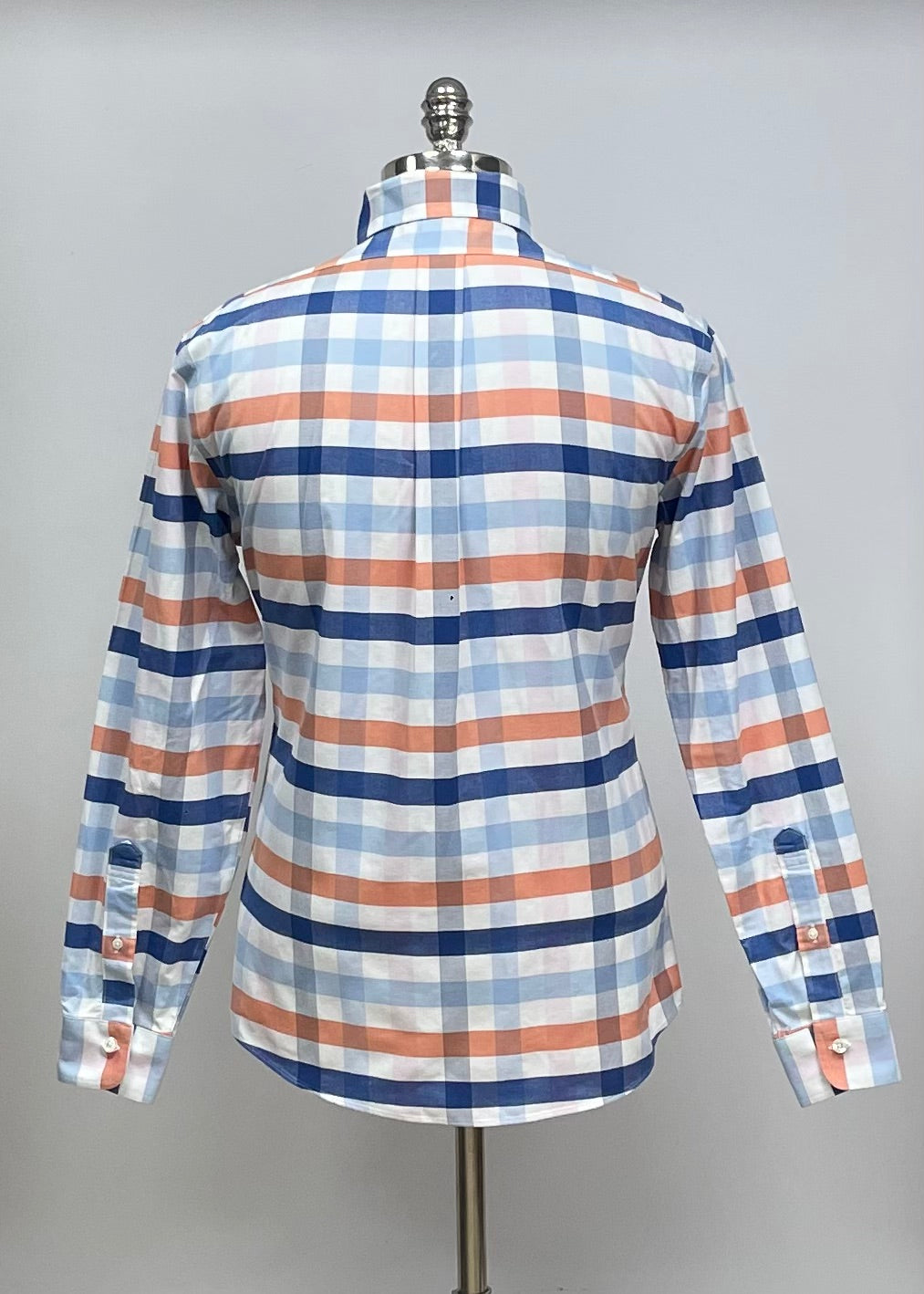 Camisa Brooks Brothers 🐑 color blanco con cuadros tartán en azul, naranja y celeste Talla M Entalle Regular