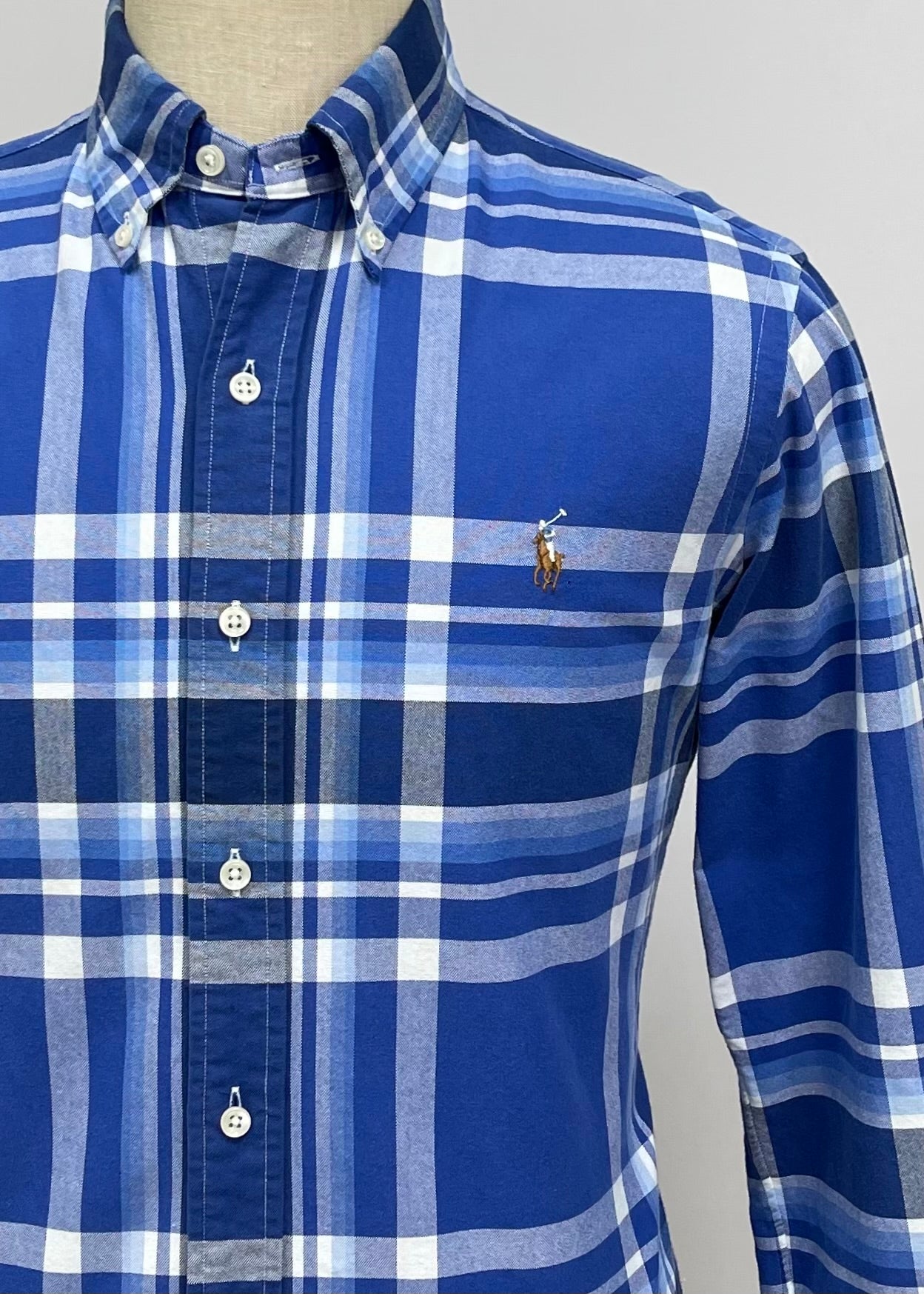 Camisa Polo Ralph Lauren 🏇🏼 Oxford con patron de cuadros tartán azul, celeste y blanco Talla M Entalle Regular