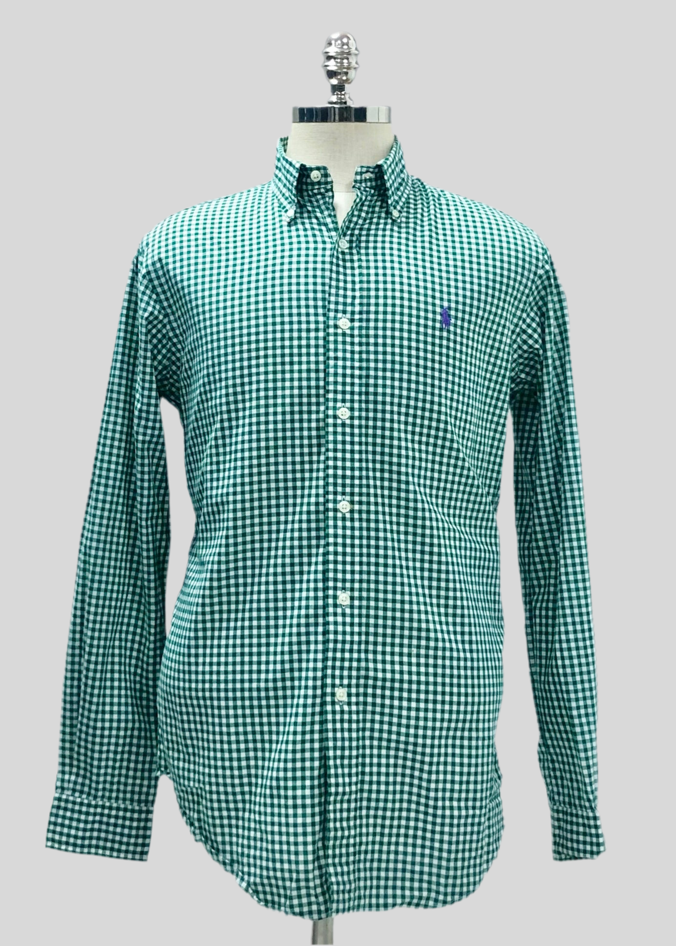 Camisa Polo Ralph Lauren 🏇🏼 con patrón de cuadros gingham verde oscuro y blanco Talla M Entalle Clasico