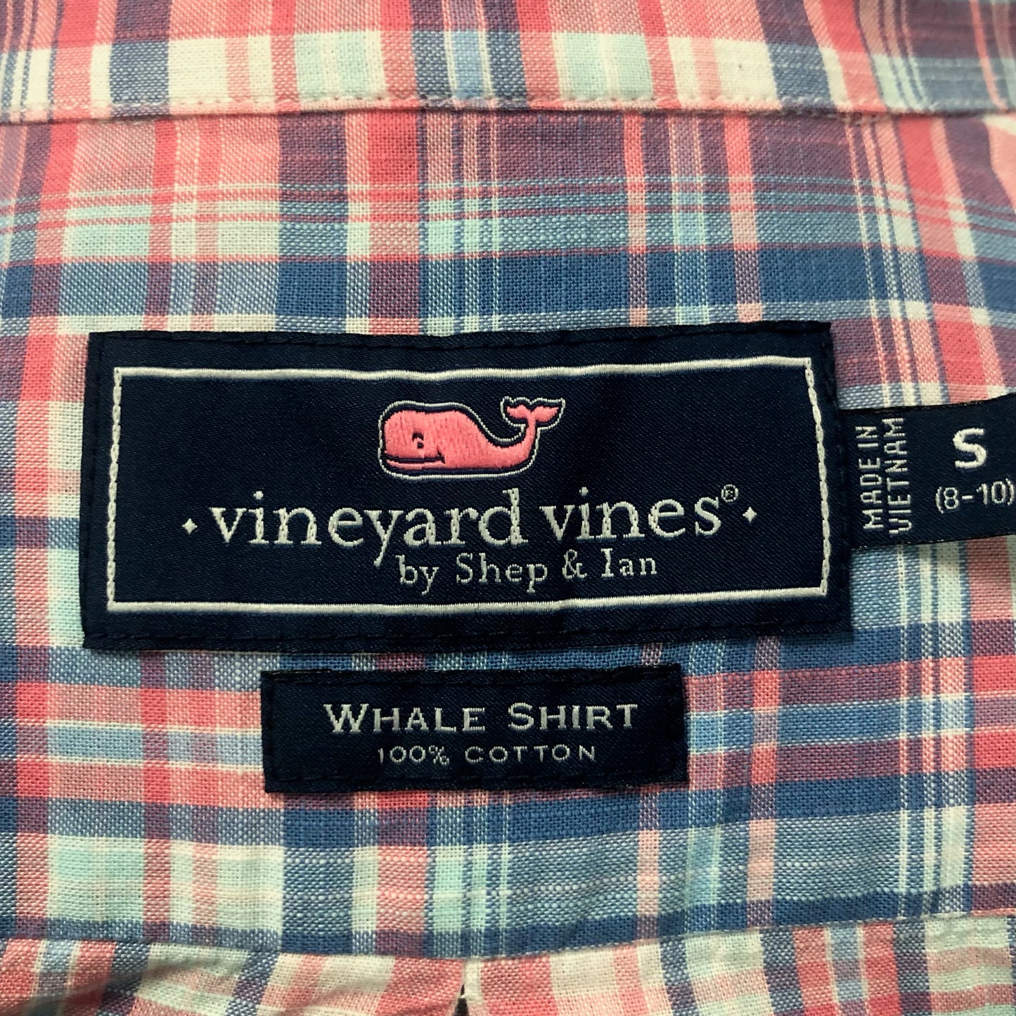 Camisa de niño Vineyard Vines 🐳 con patrón de cuadros en color rosado, azul y blanco Talla S (8-10) Entalle Regular
