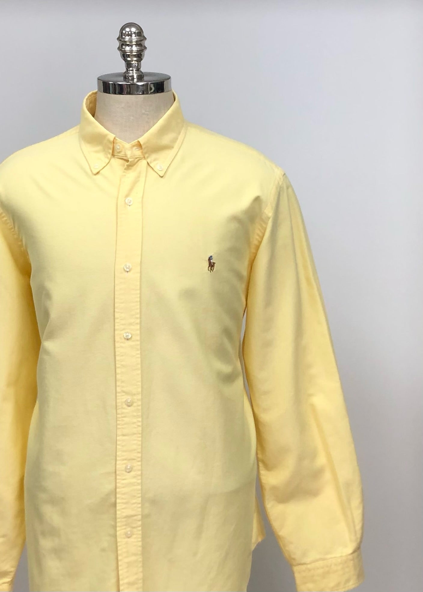 Camisa de botones Polo Ralph Lauren 🏇🏼 Oxford en color amarillo claro Talla XL Entalle Regular