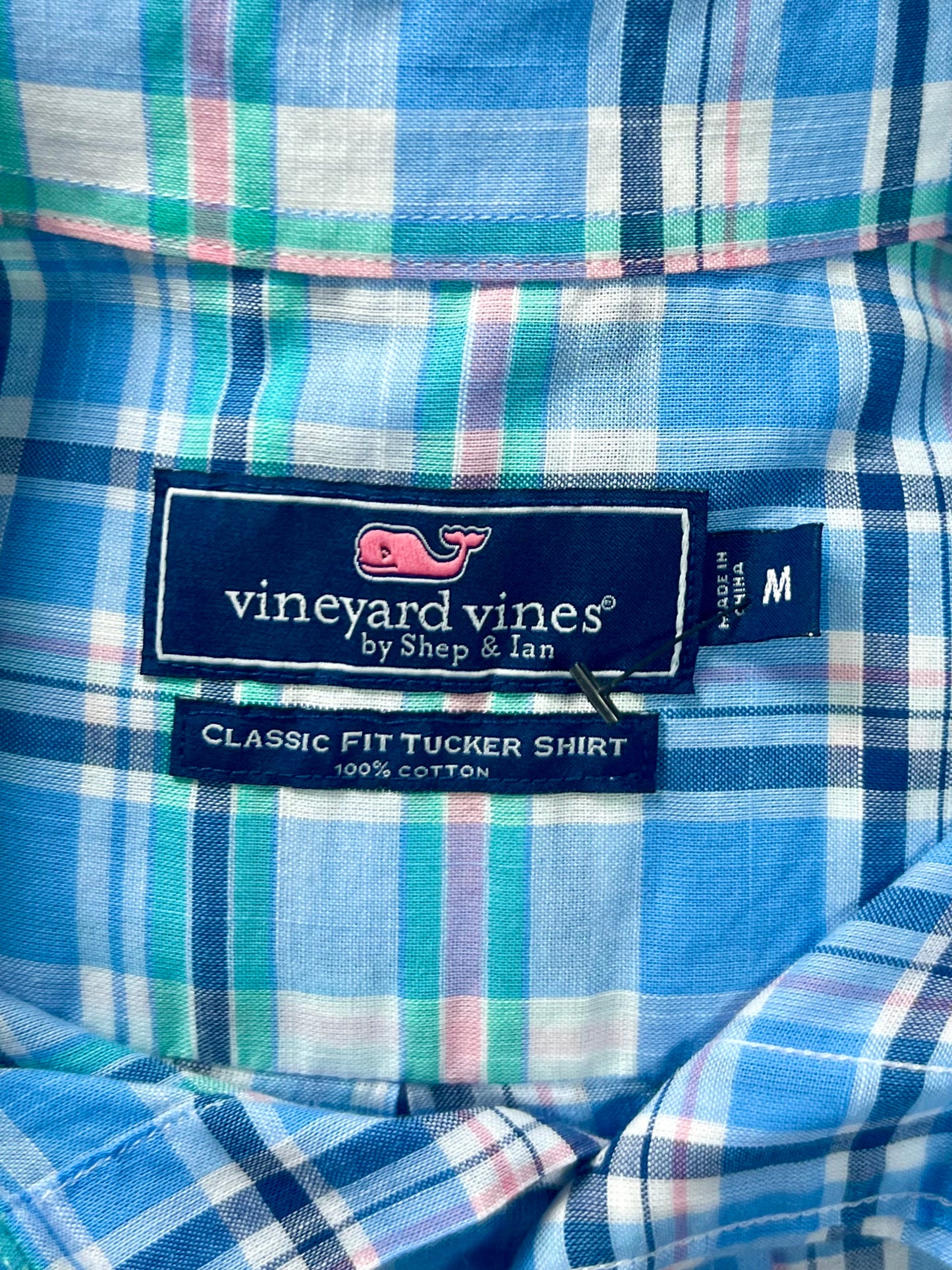 Camisa de botones Vineyard Vines 🐳 color blanco de cuadros en verde, celeste y azul Talla M Entalle Clásico
