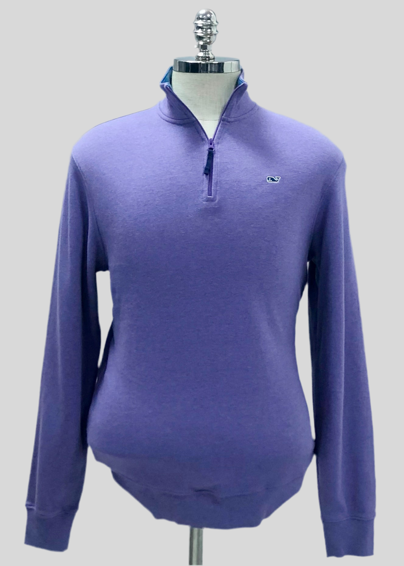 Sueter Jersey Vineyard Vines 🐳 Pima color morado con logo azul navy Tela algodón Talla S