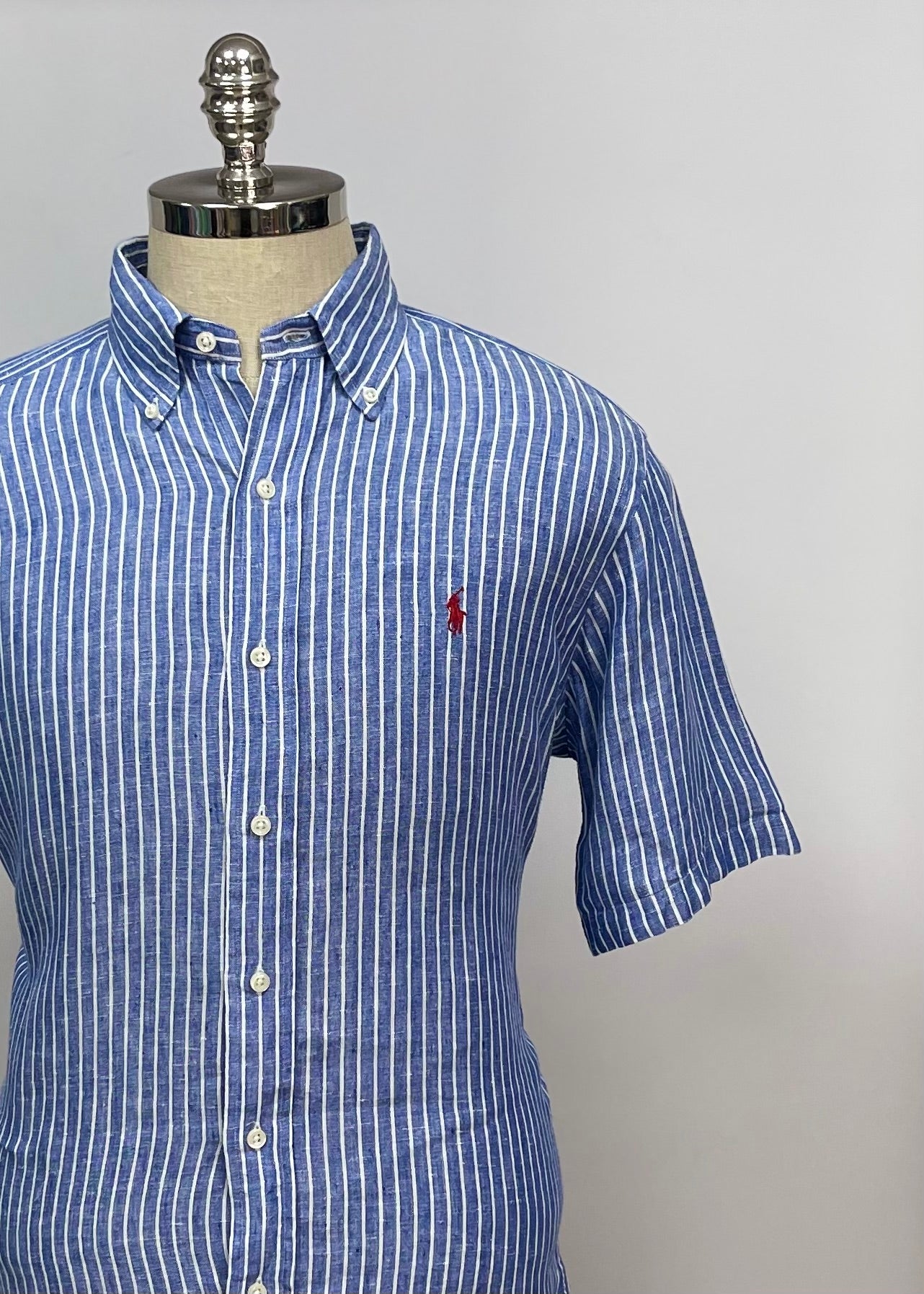 Camisa Polo Ralph Lauren 🏇🏼 de Lino con patron de rayas en color azul y blanco Talla M Entalle Clásico