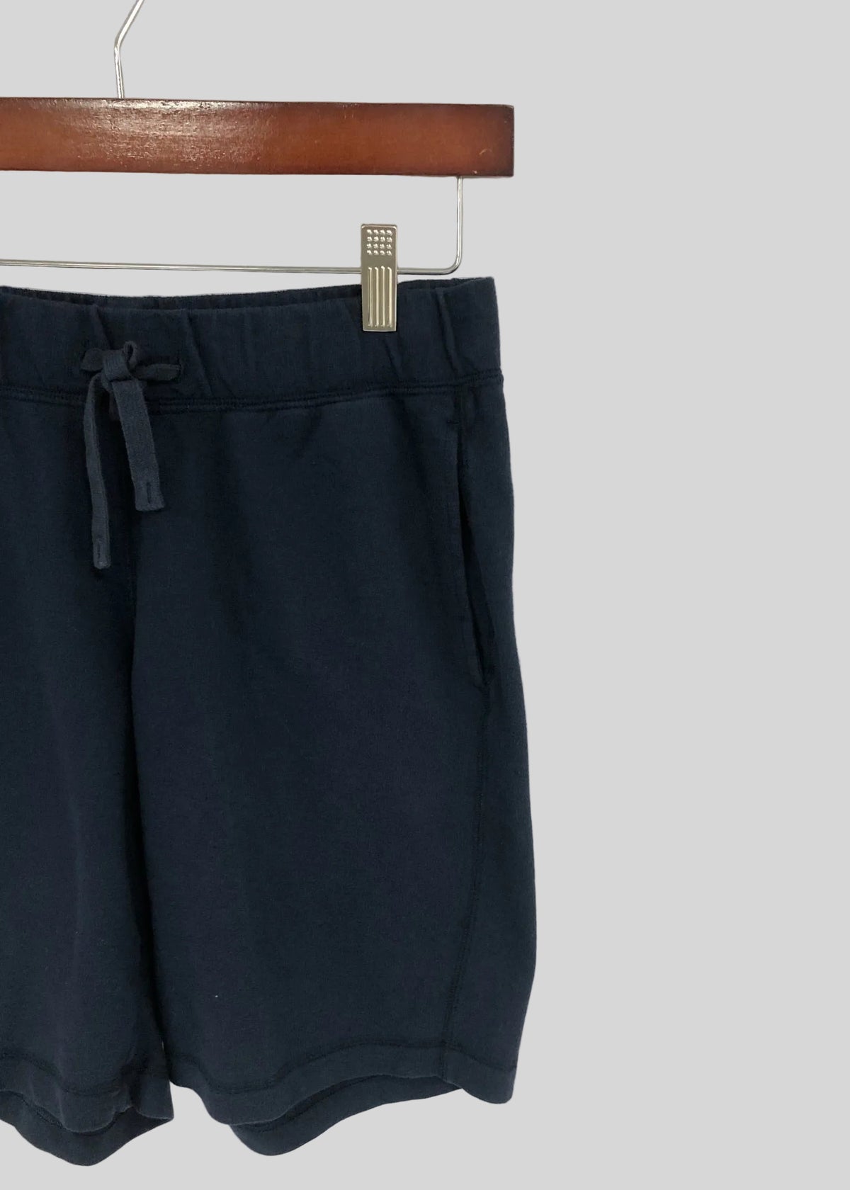 Short Lounge Uniqlo 🇯🇵 color azul navy Talla Small