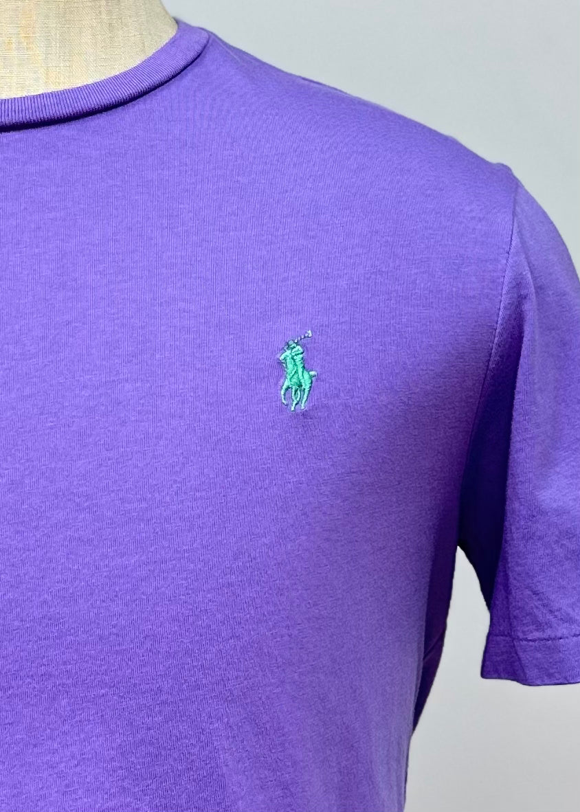 Camiseta cuello Redondo Polo Ralph Lauren 🏇🏼 color morado manga corta Talla Large Entalle Regular