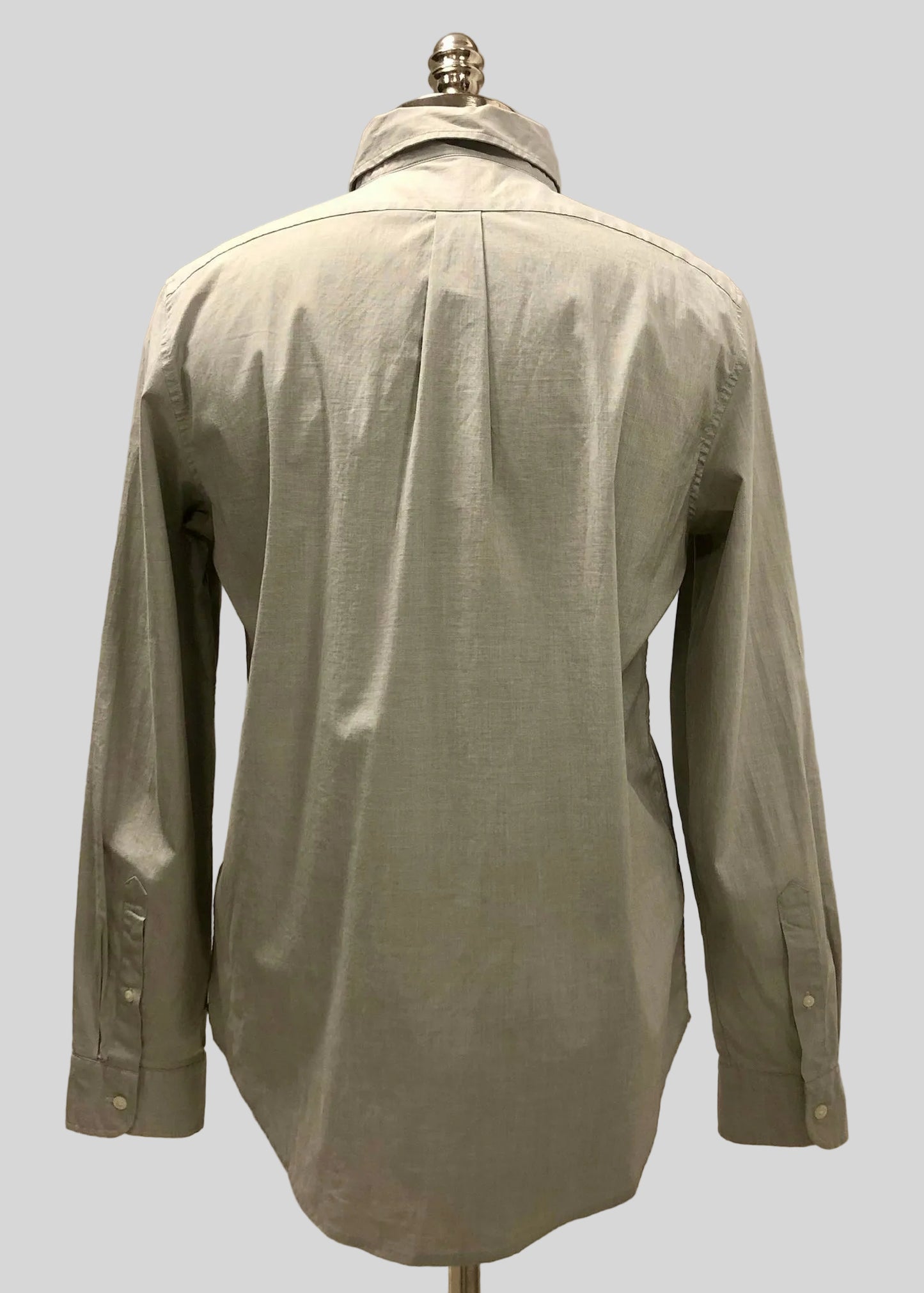 Camisa de botones Vineyard Vines 🐳 Color gris claro Talla M Entalle Slim Fit