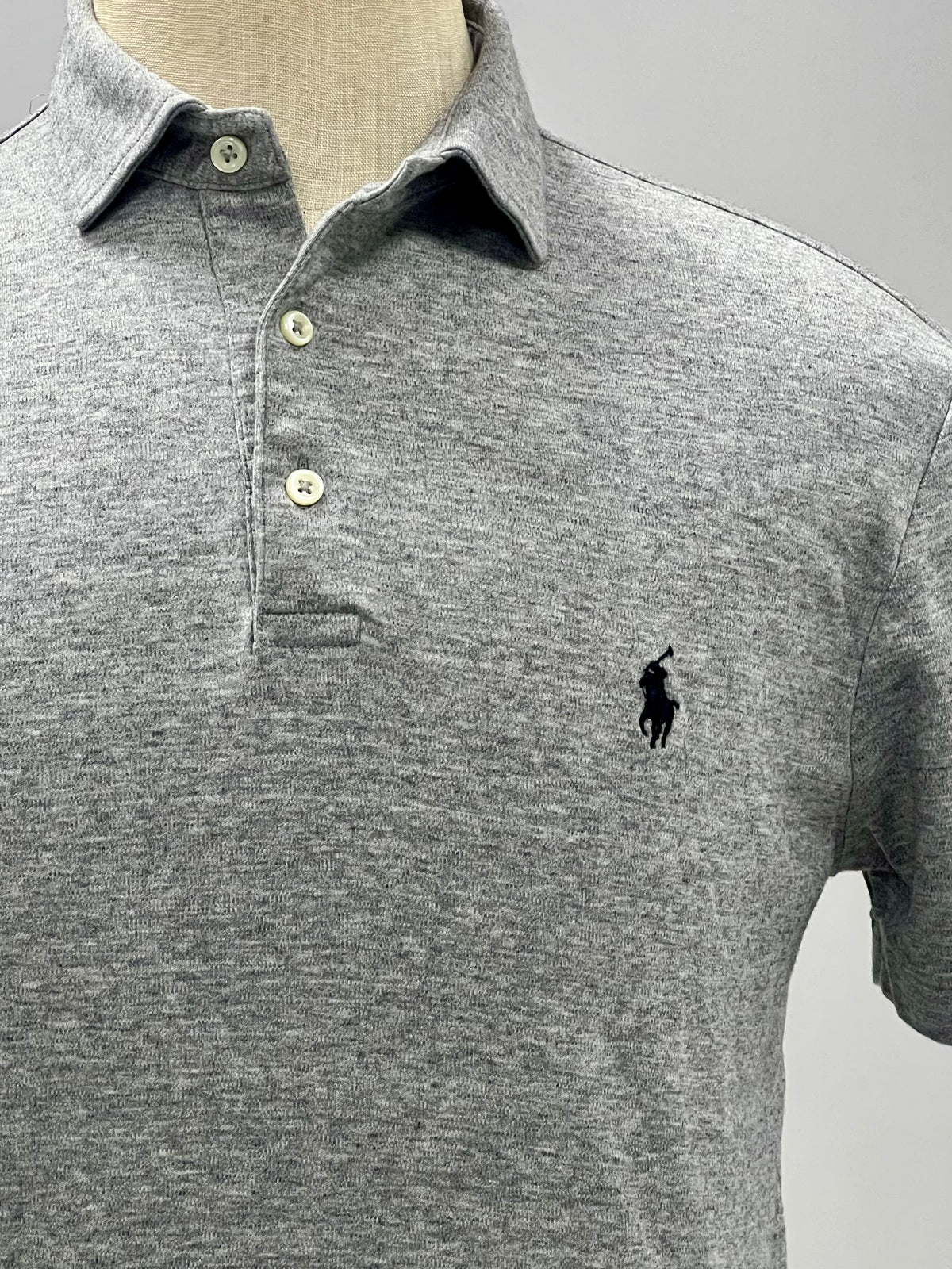 Camiseta Polo Ralph Lauren 🏇🏼 color gris Talla M Entalle Regular