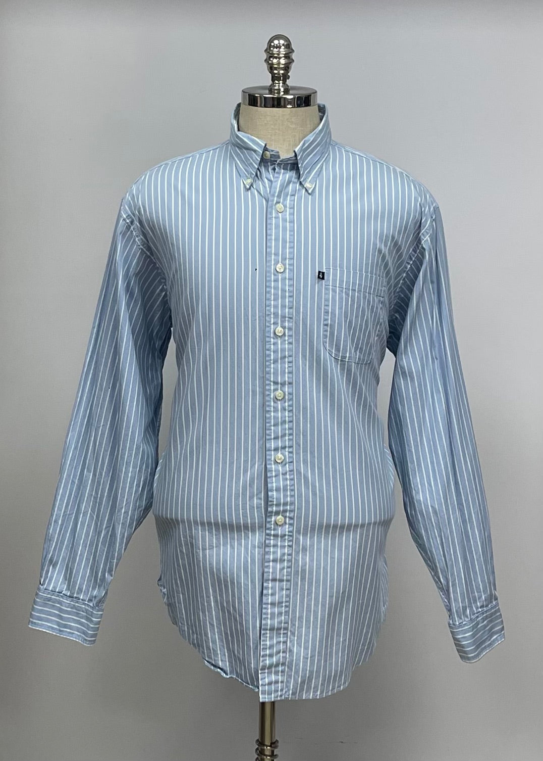 Camisa Brooks Brothers 🐑 con patron de rayas en celeste y blanco Talla L Entalle Regular (ver descripción)