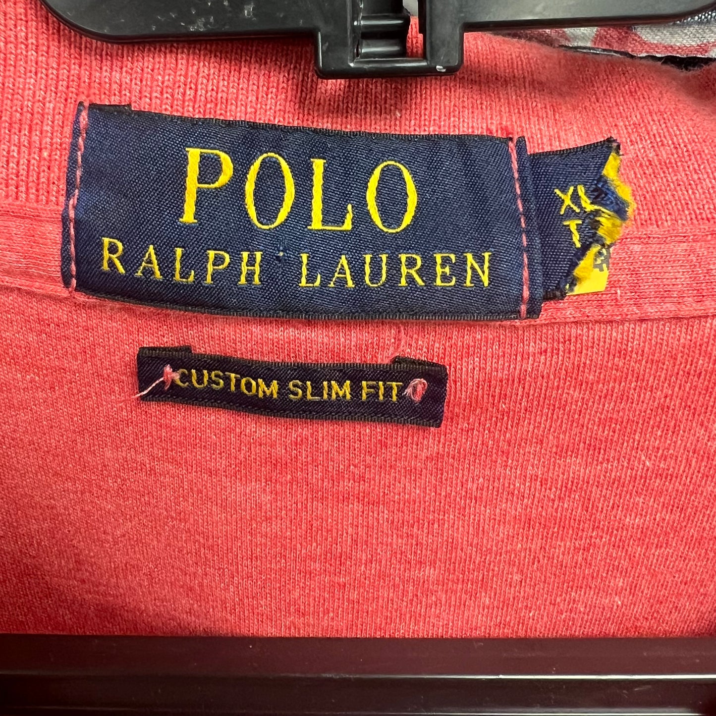 Camiseta Polo Ralph Lauren 🏇🏼 color rosado magenta Talla XL Entalle Custom Slim Fit
