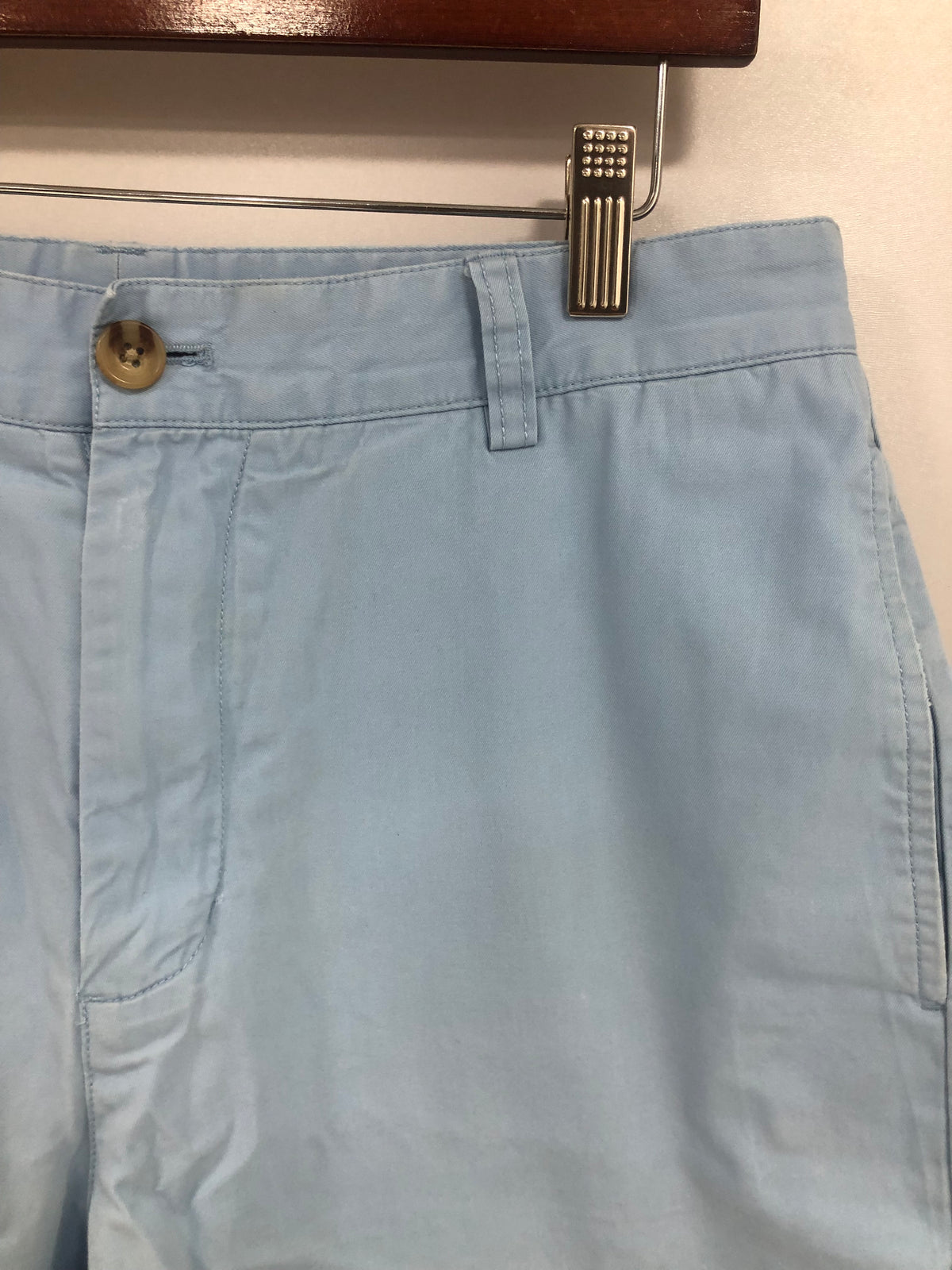 Short Casual Vineyard Vines 🐳 color celeste talla 33 (ver descripción)