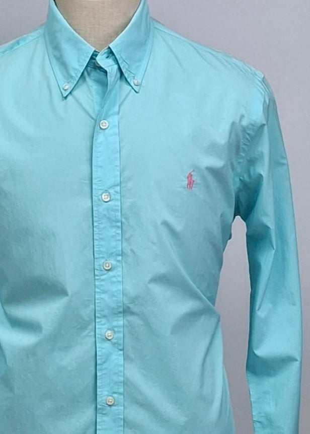 Camisa de botones Polo Ralph Lauren 🏇🏼 color celeste Talla L Entalle Regular (ver descripción)