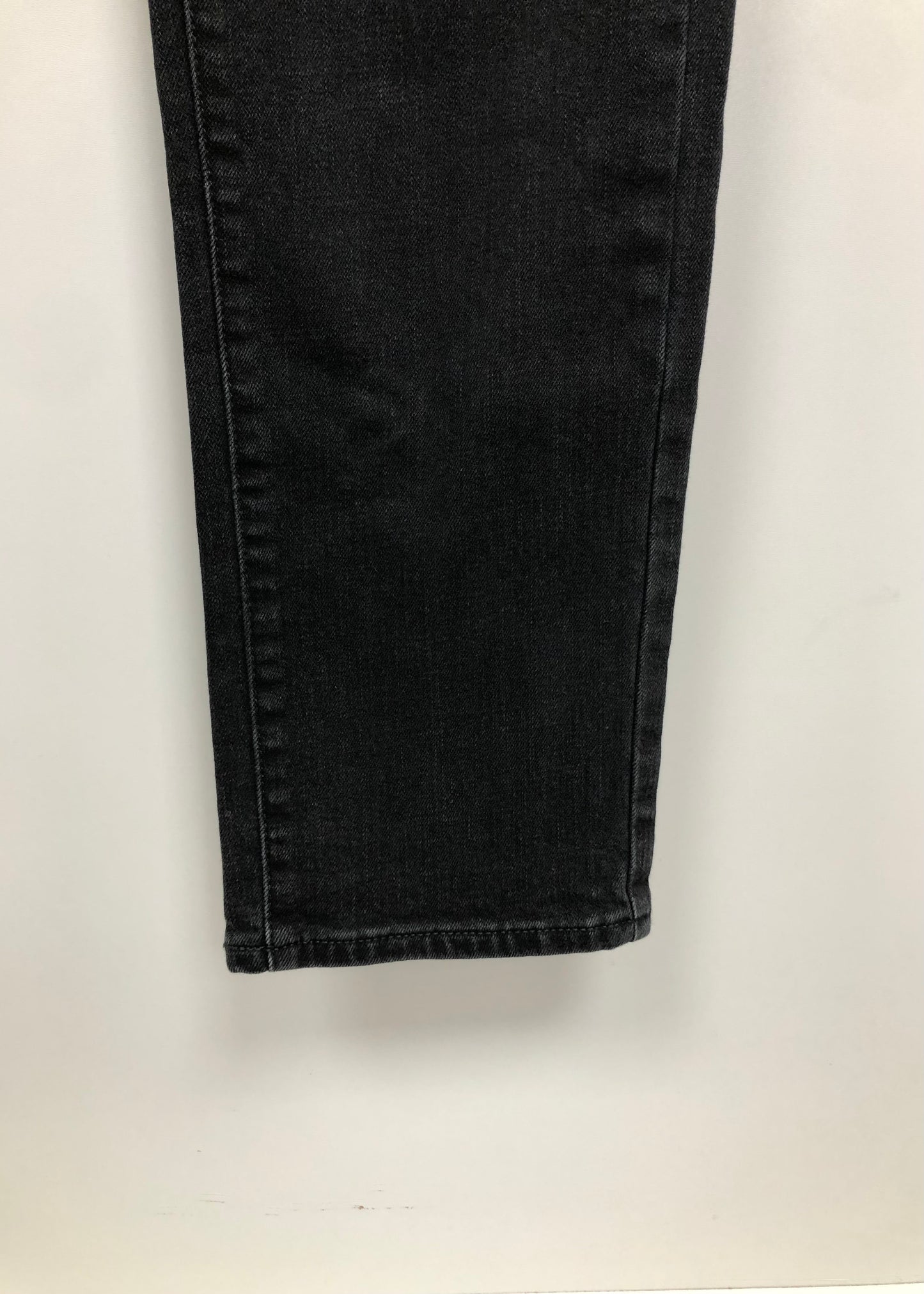 Pantalon jeans American Eagle 🦅  color negro Talla 34x34 Corte Skinny