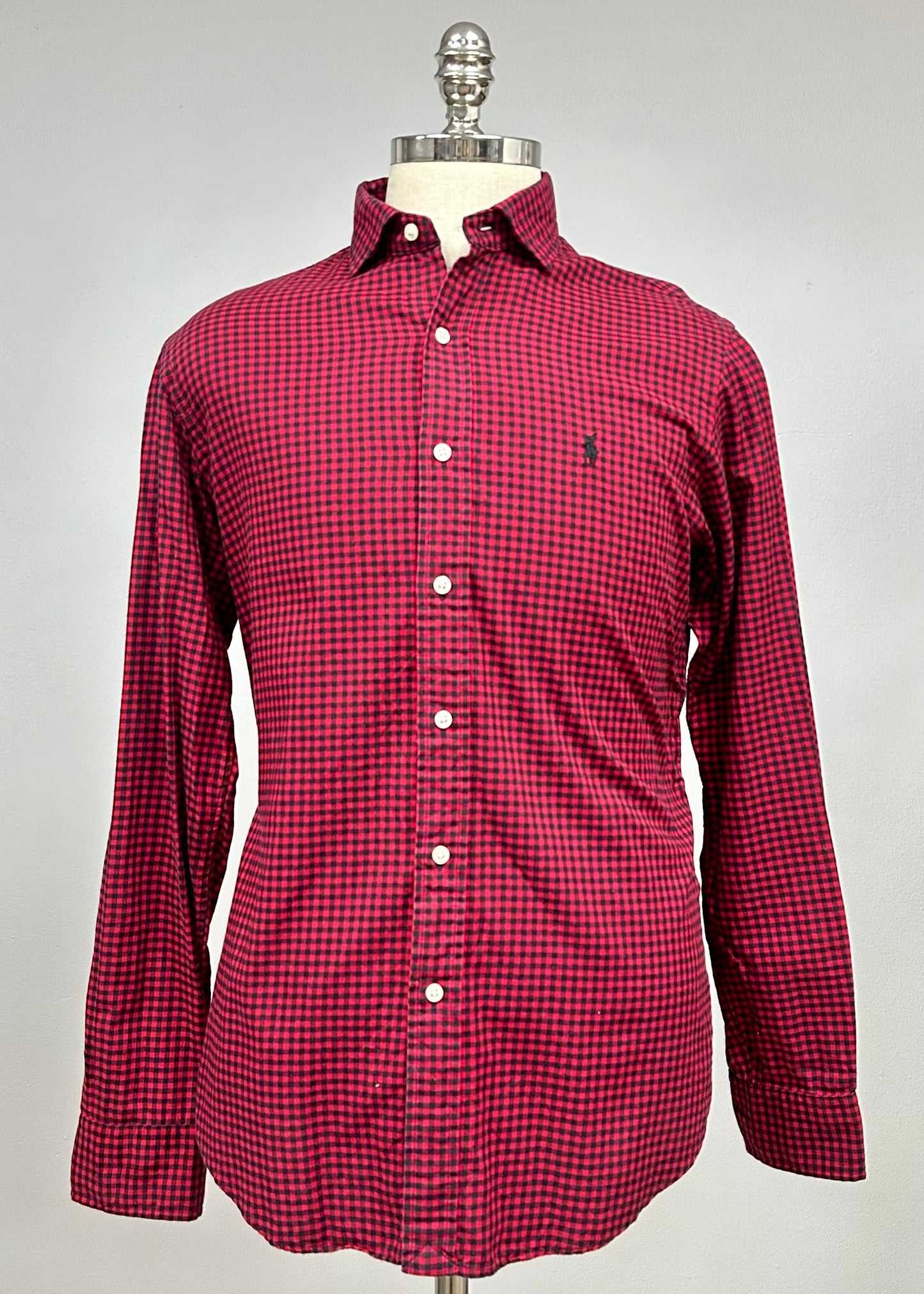 Camisa Polo Ralph Lauren 🏇🏼 con patron de cuadros gingham rojo y negro Talla XL Entalle Clásico