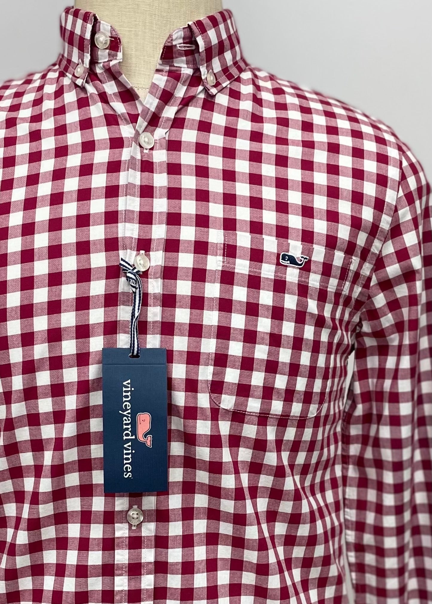 Camisa Vineyard Vines 🐳 con patron de cuadros gingham en color rojo oscuro y blanco Talla S Entalle Slim Fit