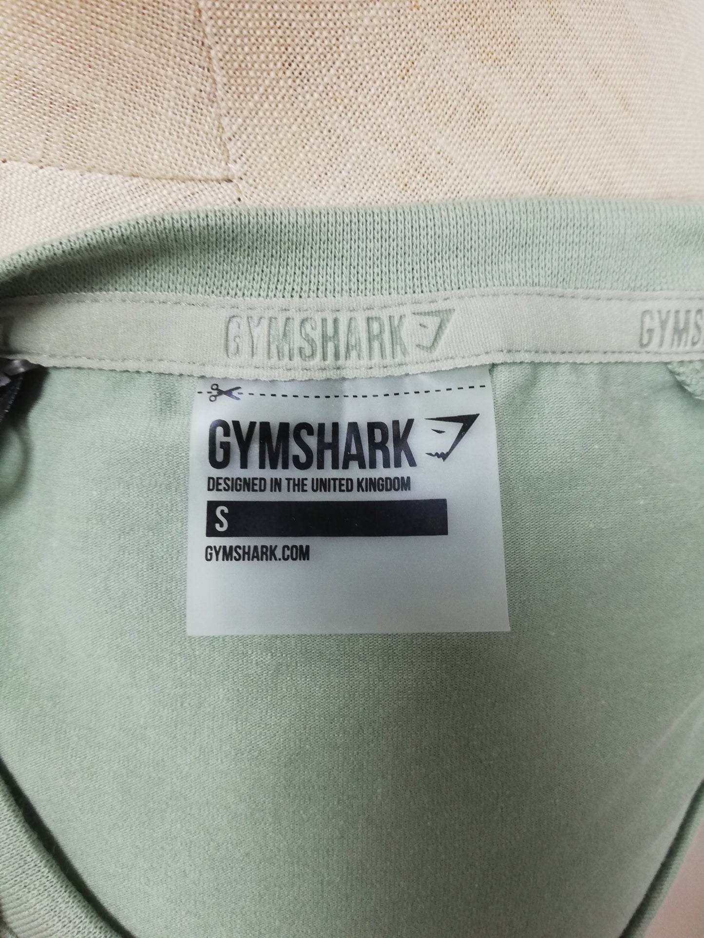 Camiseta de entrenamiento cuello redondo Gymshark 🏋🏽 color verde claro manga corta Talla S