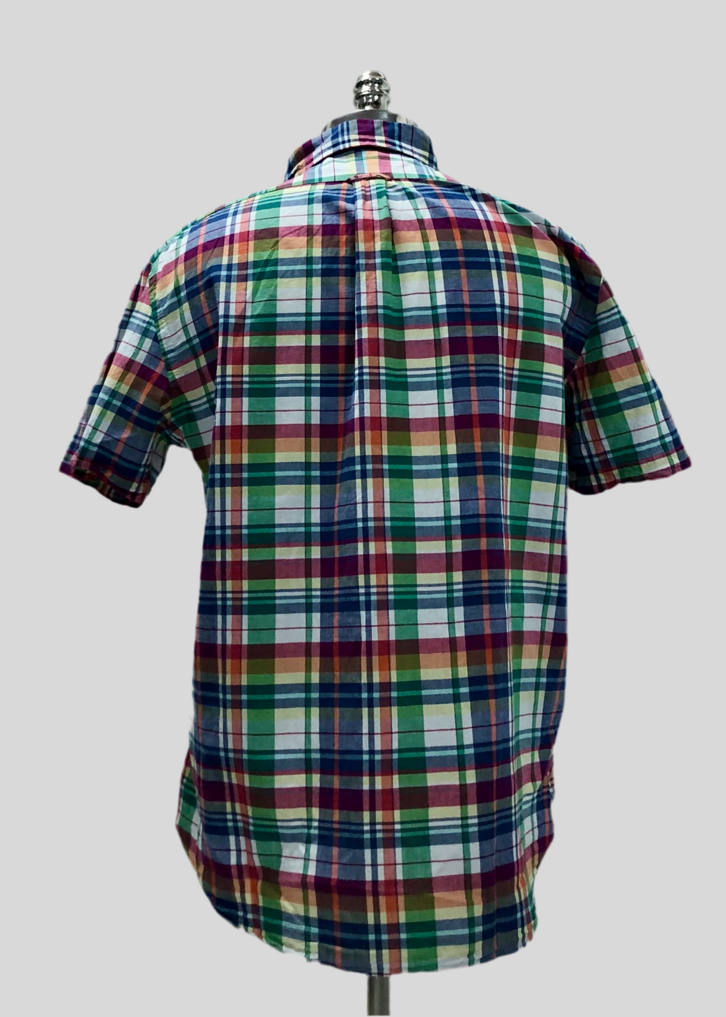 Camisa Polo Ralph Lauren 🏇🏼 color blanco con patron de cuadros tartán multicolor Talla L Entalle Regular