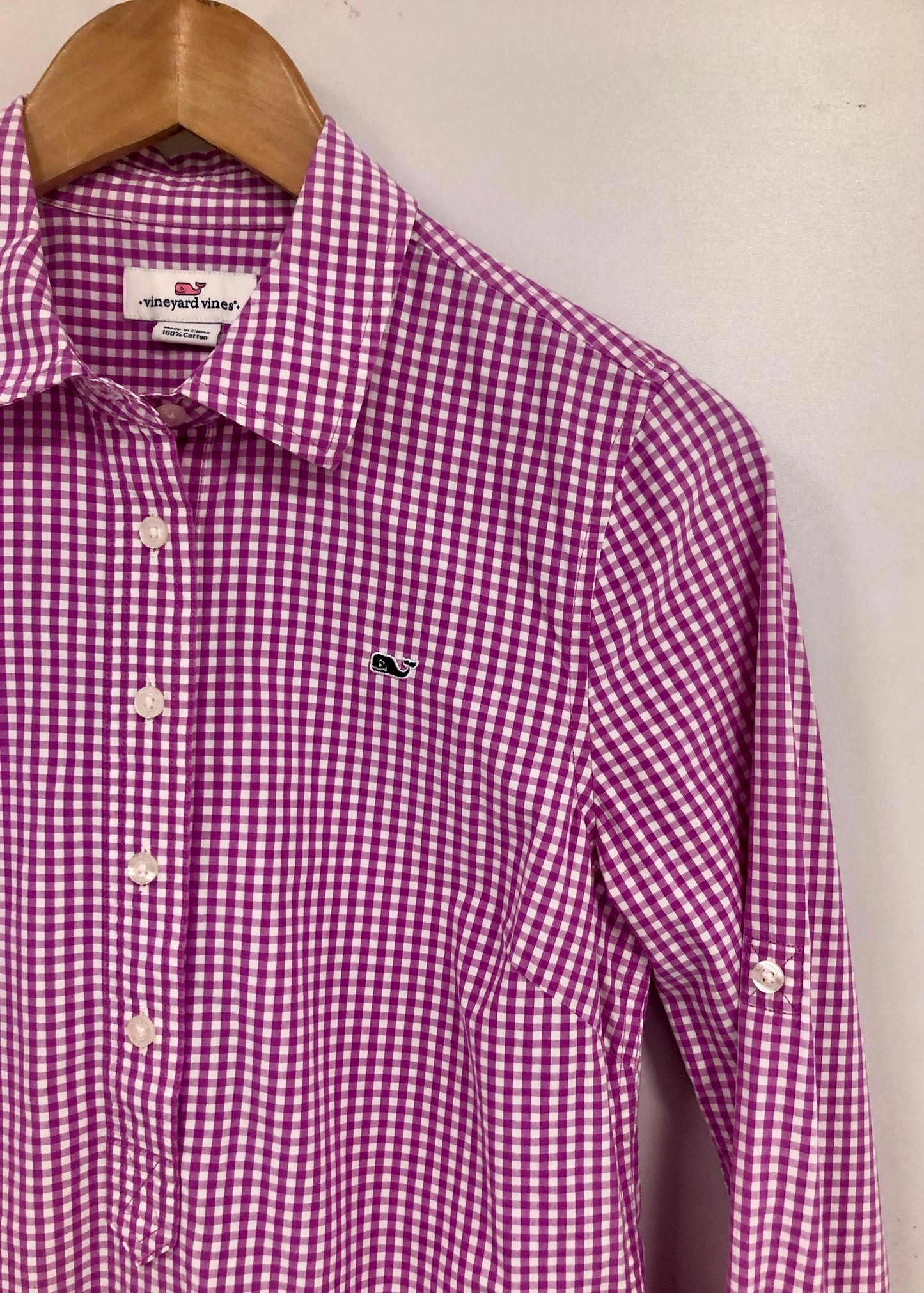 Camisa de mujer Vineyard Vines 🐳 con patrón de cuadros en violeta y blanco Talla XS (2) Entalle Regular