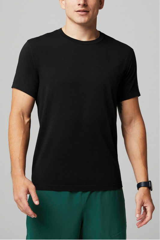 Camiseta cuello redondo Fabletics 🏋🏽 color negro Talla L