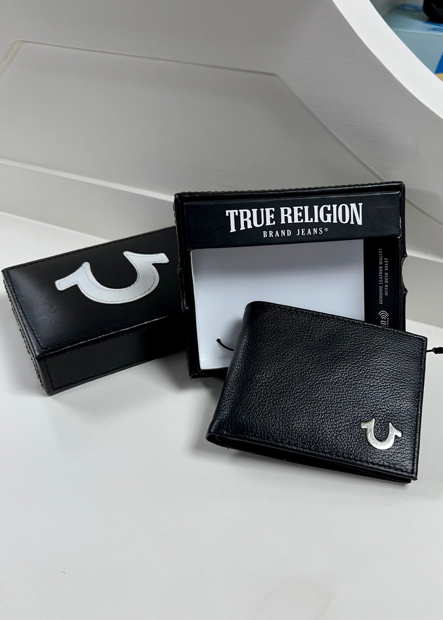 Wallet True Religion Color negro Nuevo con su etiqueta