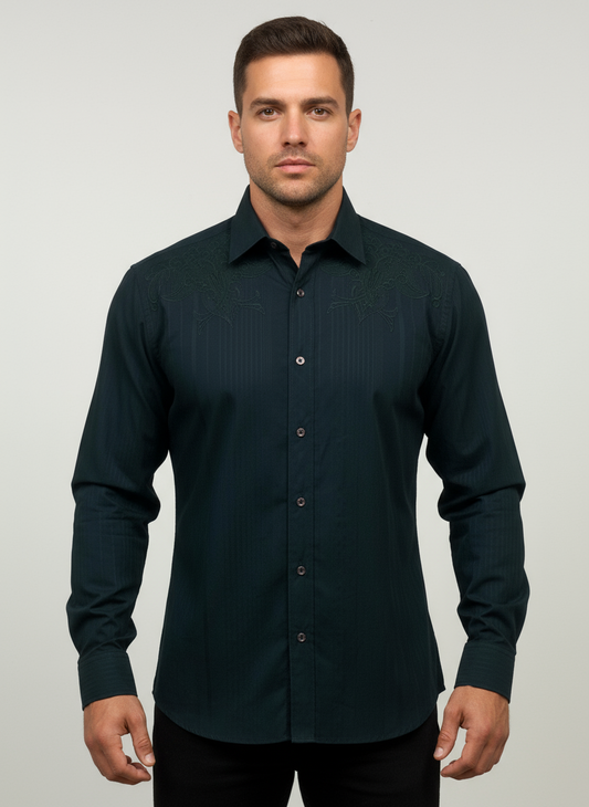 Camisa de botones Guess 🇺🇸 color negro con diseño tribal bordado Talla M Entalle Regular
