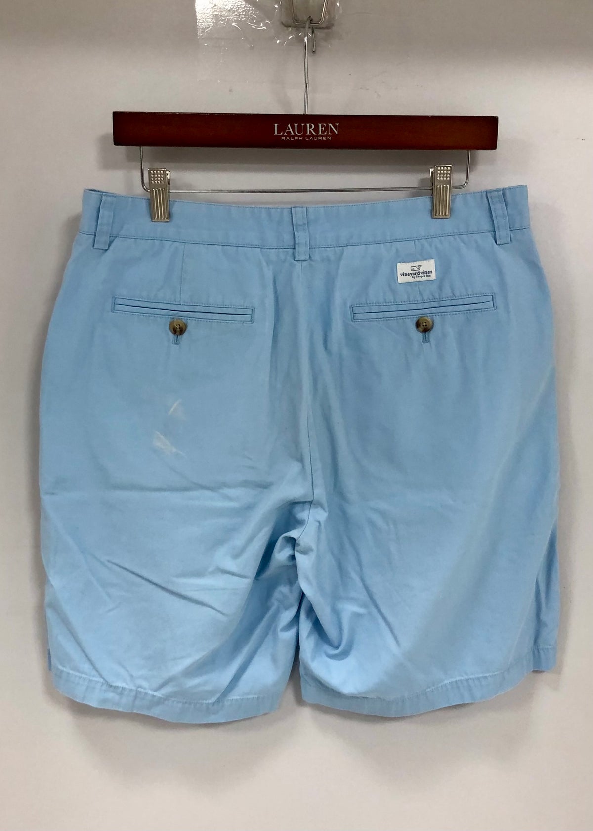 Short Casual Vineyard Vines 🐳 color celeste talla 33 (ver descripción)