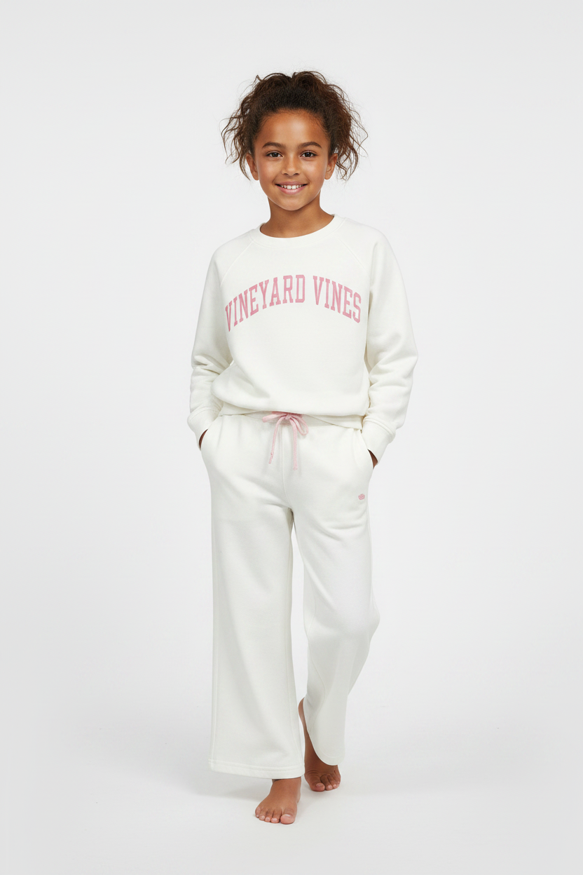 Conjunto de Sueter y pantalón de niña Vineyard Vines 🐳 color blanco con logo rosado Talla S (8-10)