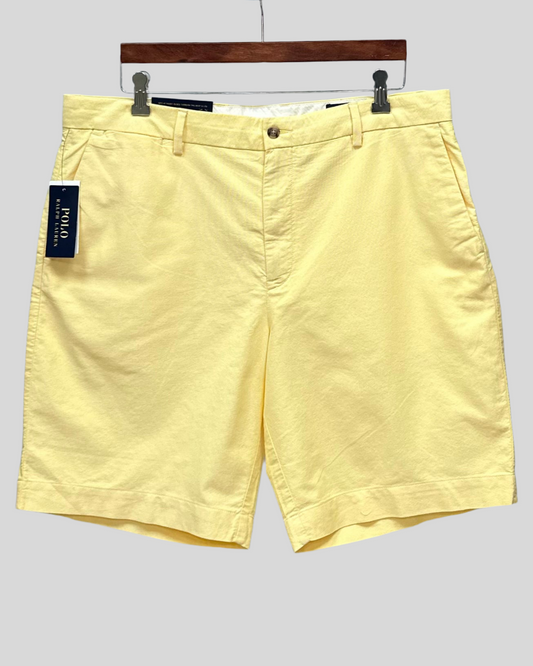 Short Casual Polo Ralph Lauren color amarillo claro Talla 36