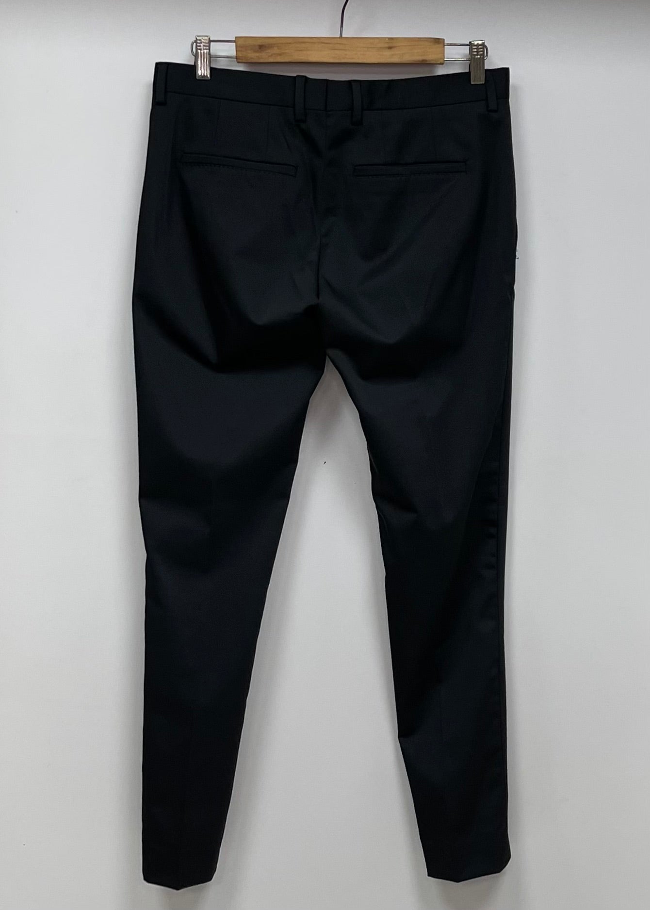 Pantalon de vestir Zara 🇪🇸 Color negro Talla 31 Corte Slim Fit