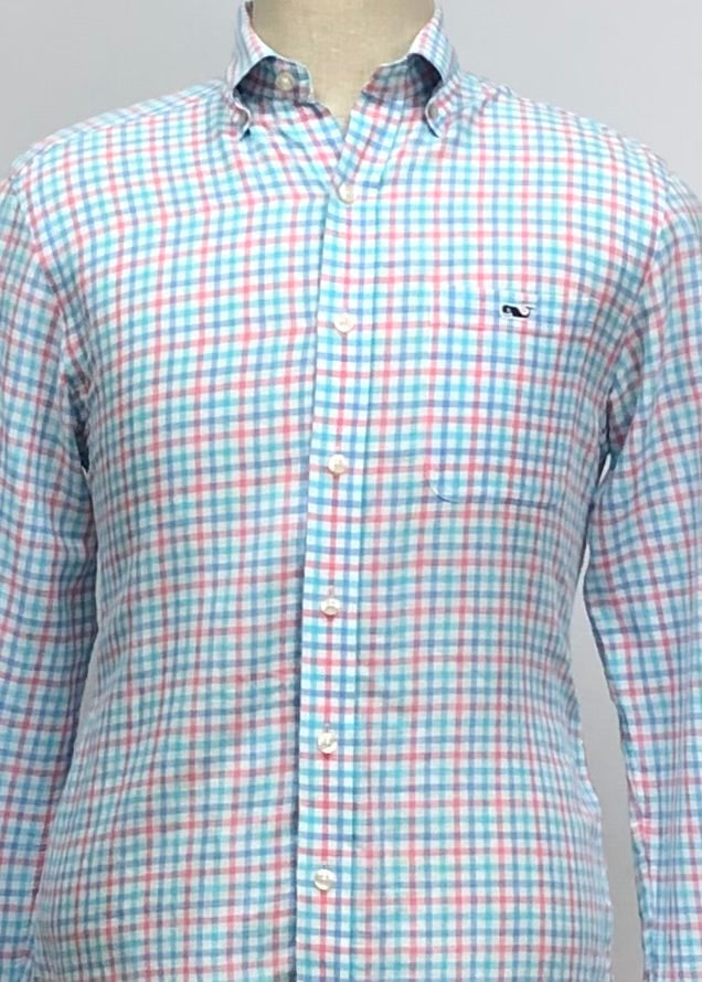 Camisa de botones Vineyard Vines 🐳 De Lino color Blanco con patrón de cuadros en azul y rosado Talla S Entalle Slim Fit