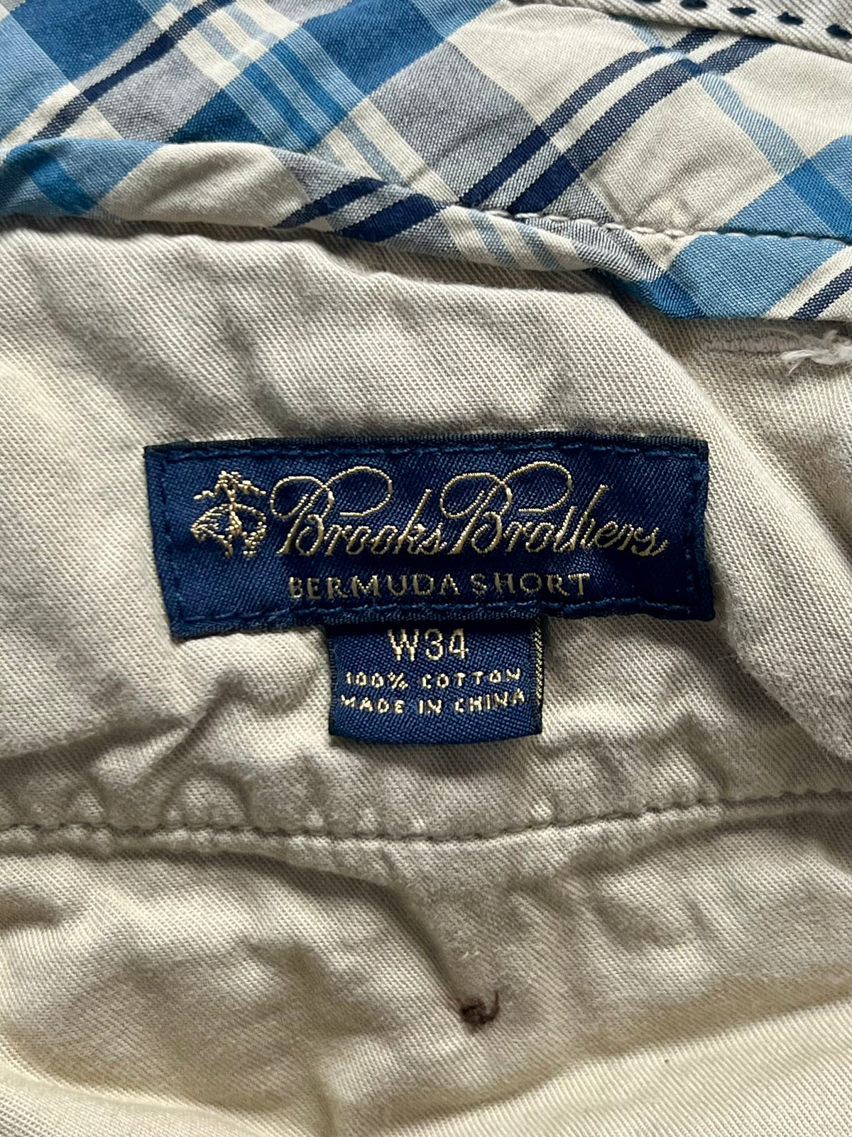Short Casual Brooks Brothers 🐑  color Kaki talla 34 (ver descripción)