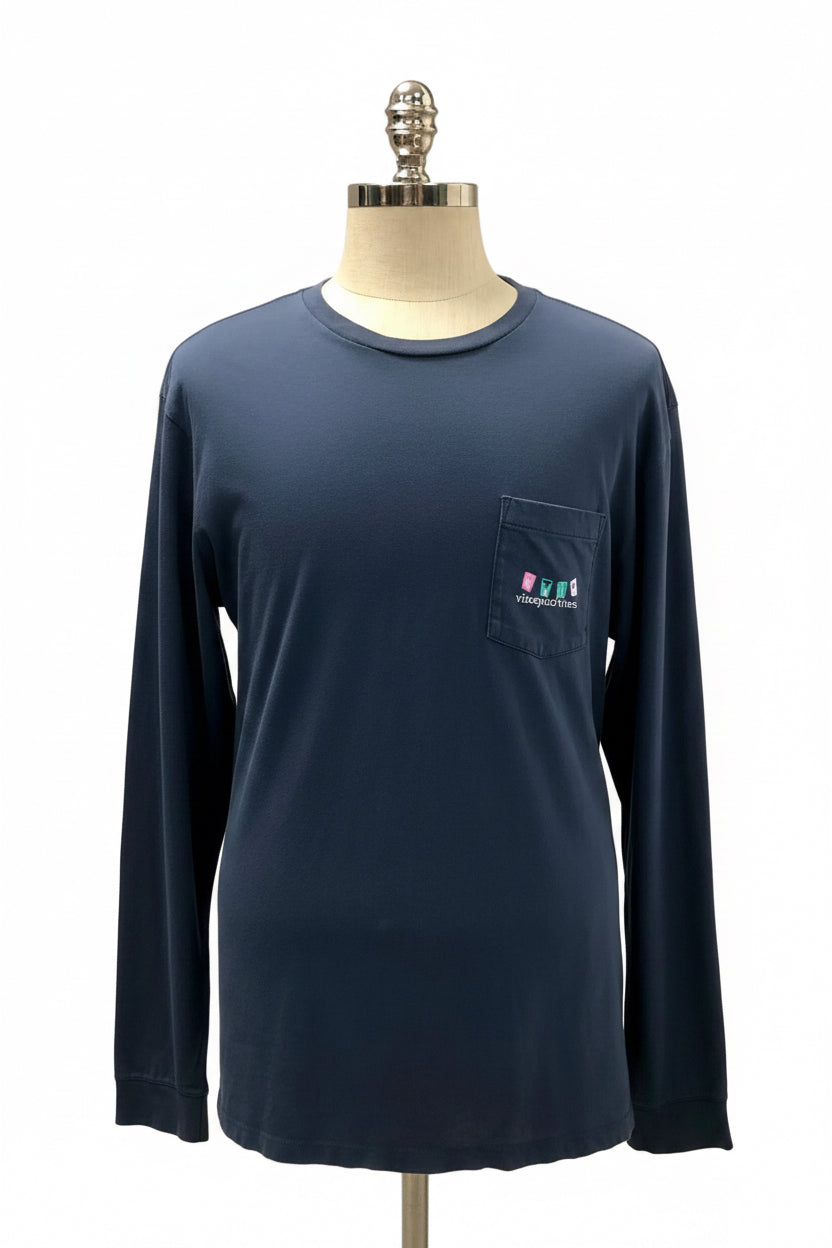 Camiseta de bolsillo Vineyard Vines 🐳 color azul grisáceo con Diseño de banderas Talla XL