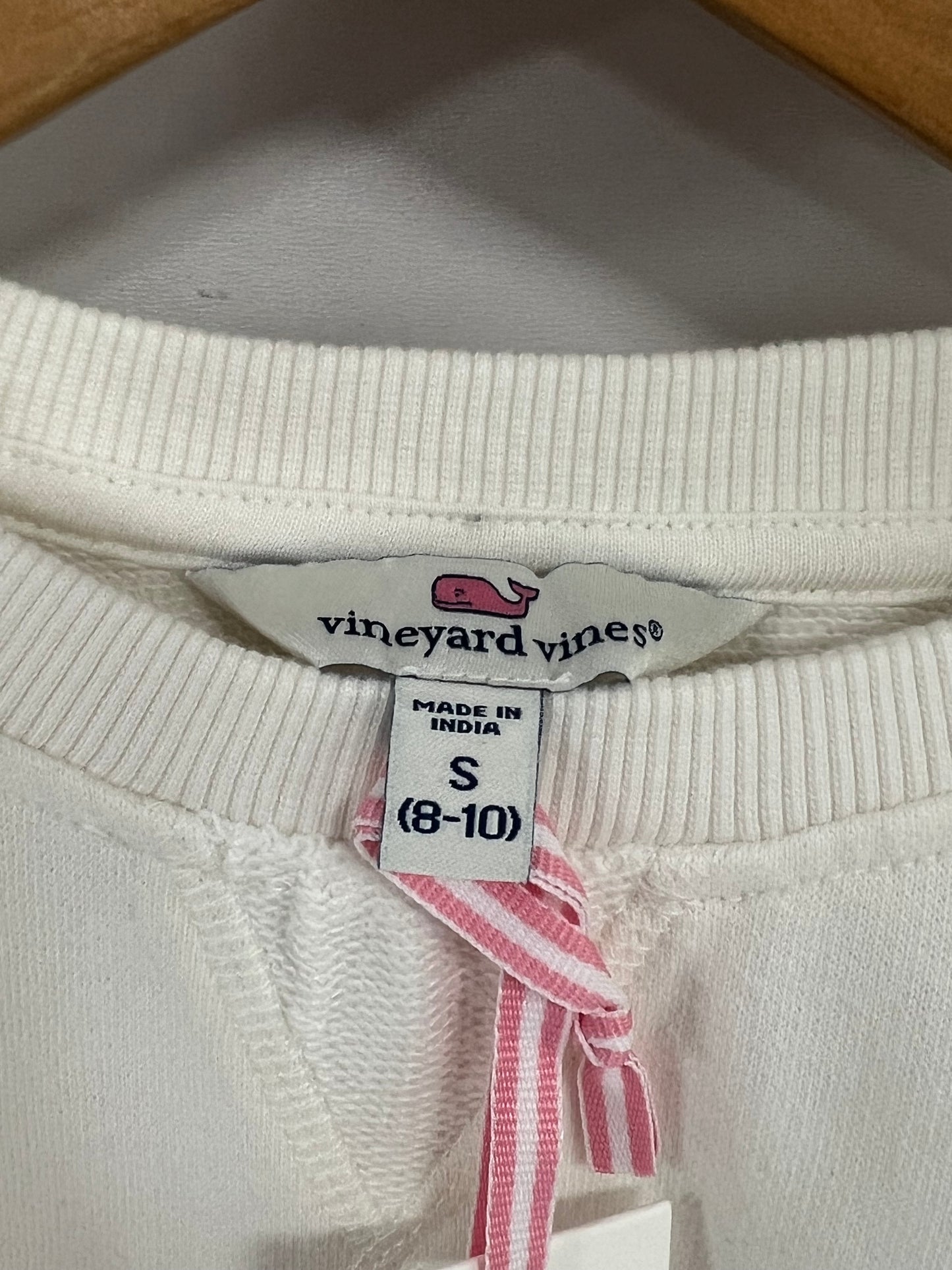 Conjunto de Sueter y pantalón de niña Vineyard Vines 🐳 color blanco con logo rosado Talla S (8-10)