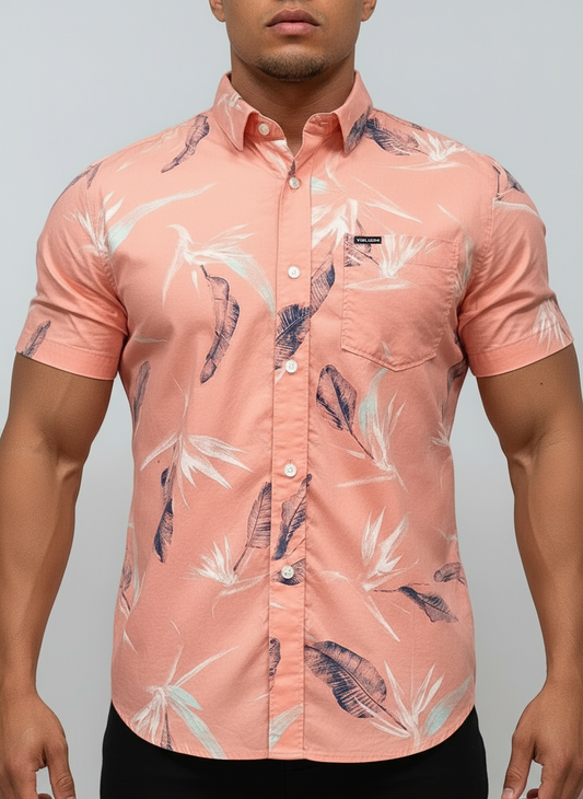 Camisa de botones Volcom 🛹 color salmon con diseño de hojas Talla M Entalle Regular