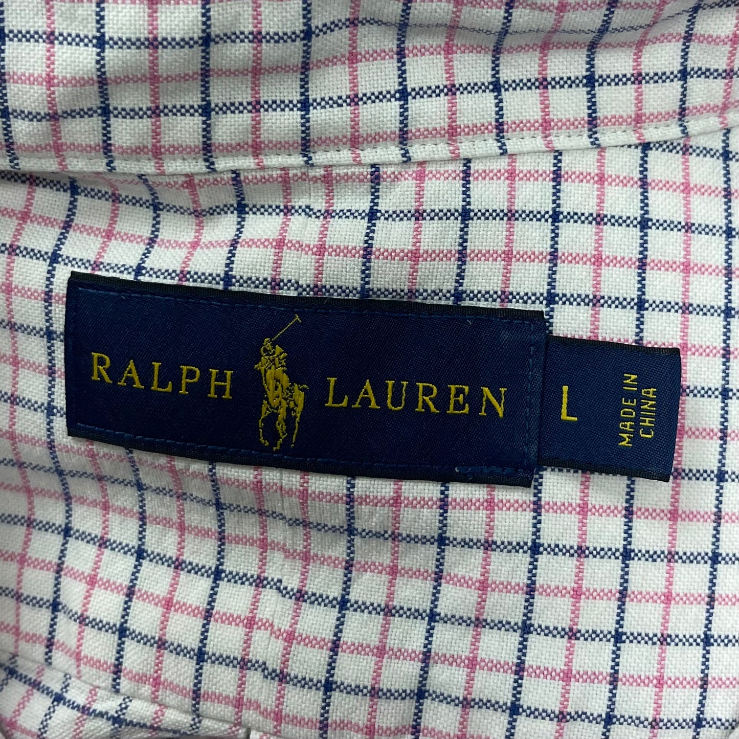 Camisa Polo Ralph Lauren 🏇🏼 color blanco con patron de cuadros en color rosado y azul navy Talla L Entalle Regular