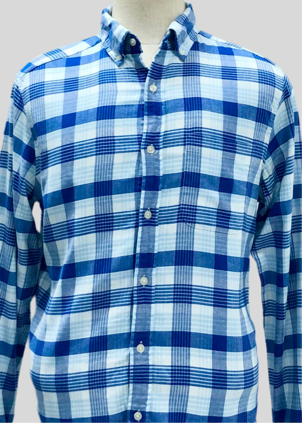 Camisa Vineyard Vines 🐳 de cuadros tartán en color azul y blanco Talla M Entalle Regular