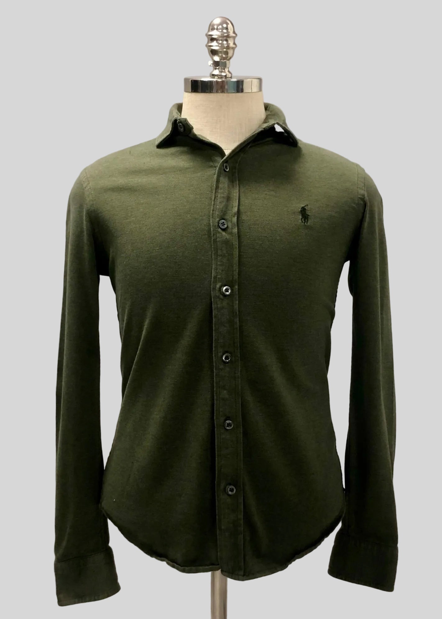 Camisa Polo Ralph Lauren 🏇🏼 Tela camiseta (Knit Oxford) en color verde oliva Talla S Entalle Regular