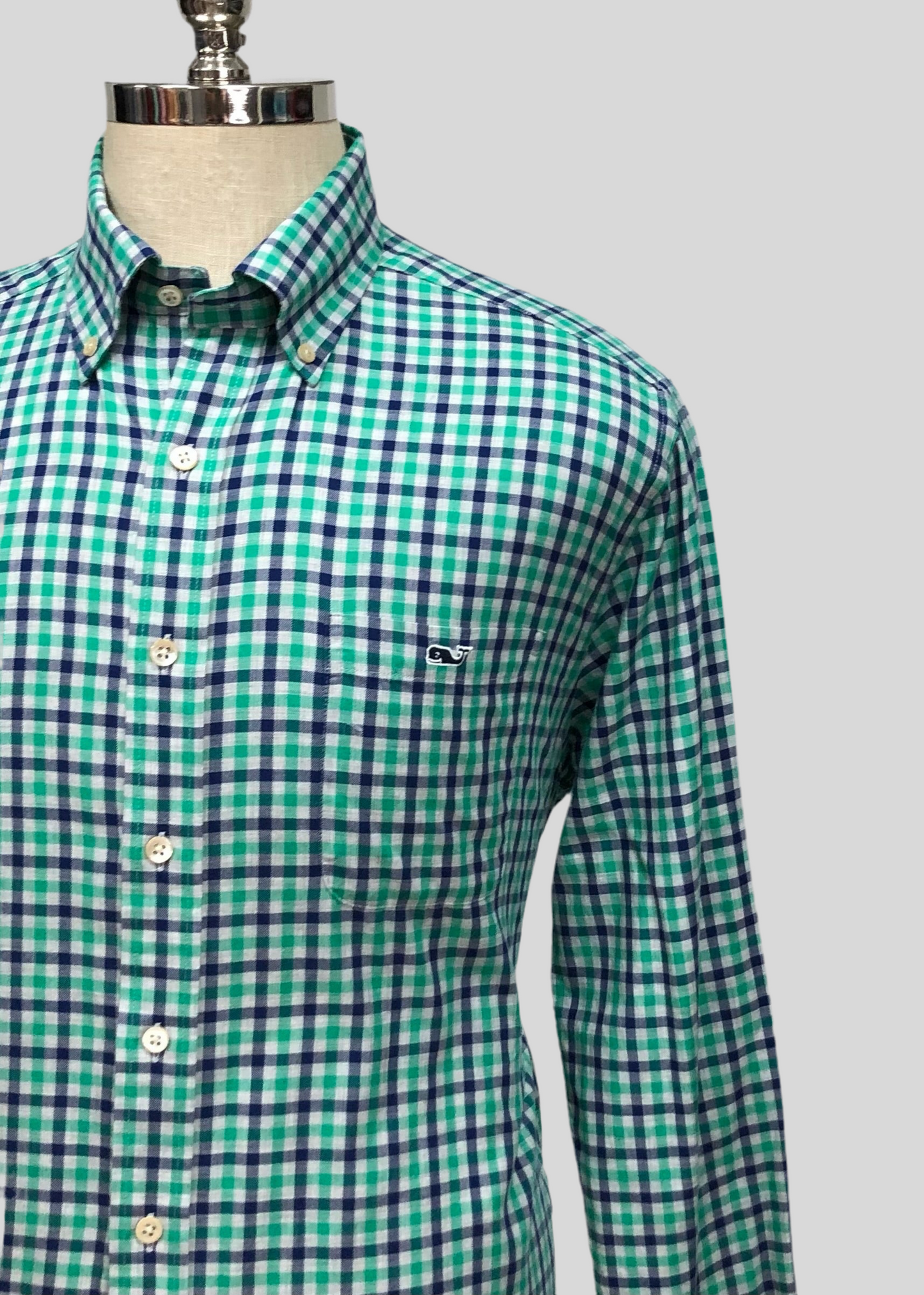 Camisa de botones Vineyard Vines 🐳 con patrón de cuadros en color verde azul navy y gris Talla L Entalle Slim Fit