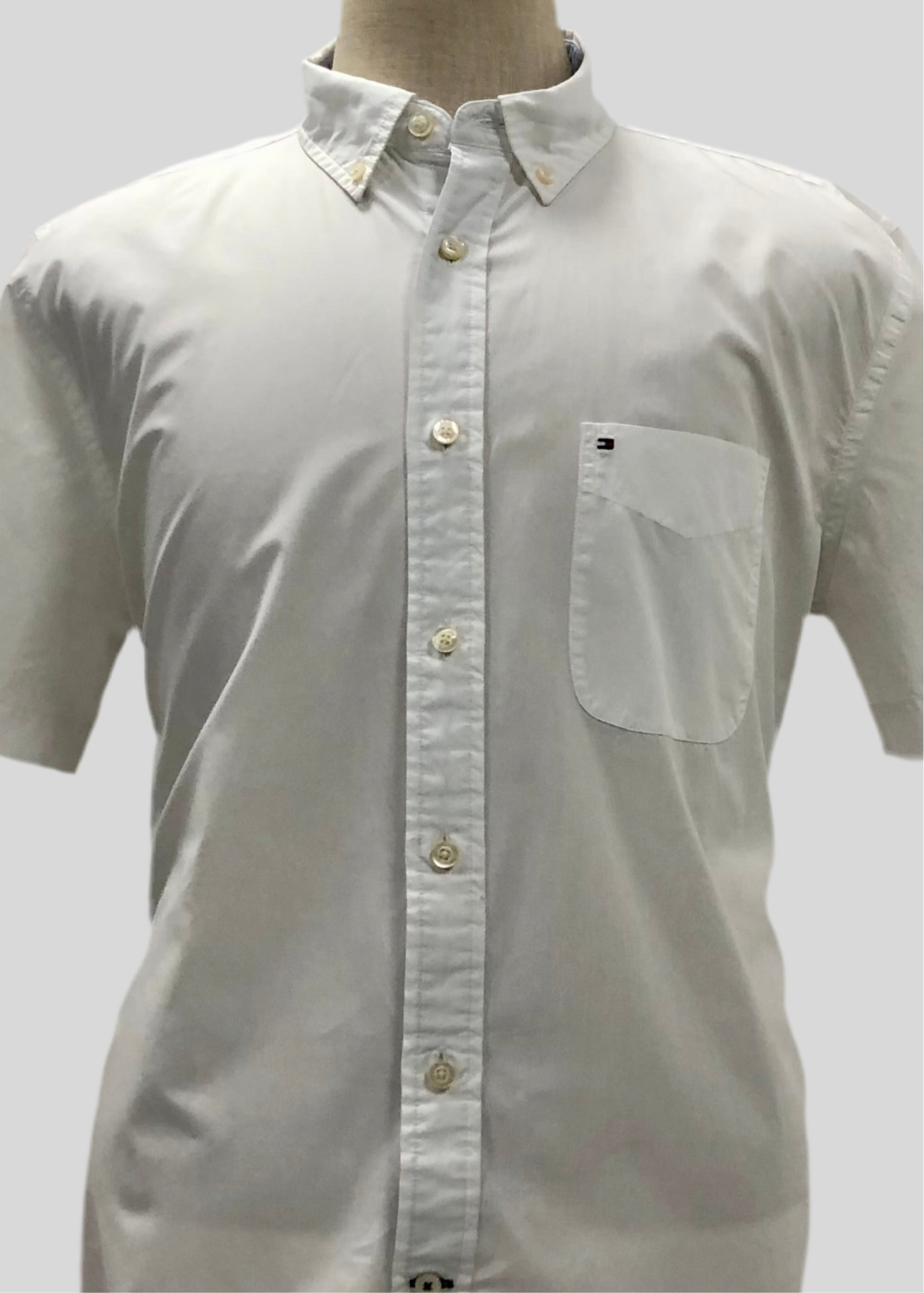 Camisa de botones Tommy Hilfiger 🇺🇸 en color blanco Talla L Entalle Clásico (ver descripción)