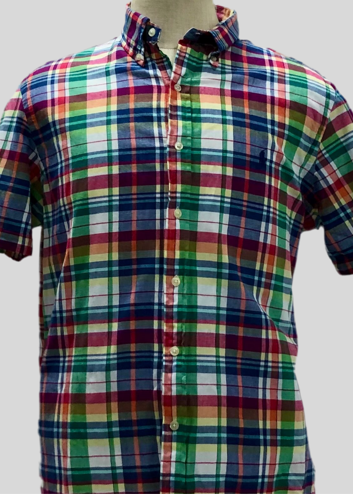 Camisa Polo Ralph Lauren 🏇🏼 color blanco con patron de cuadros tartán multicolor Talla L Entalle Regular